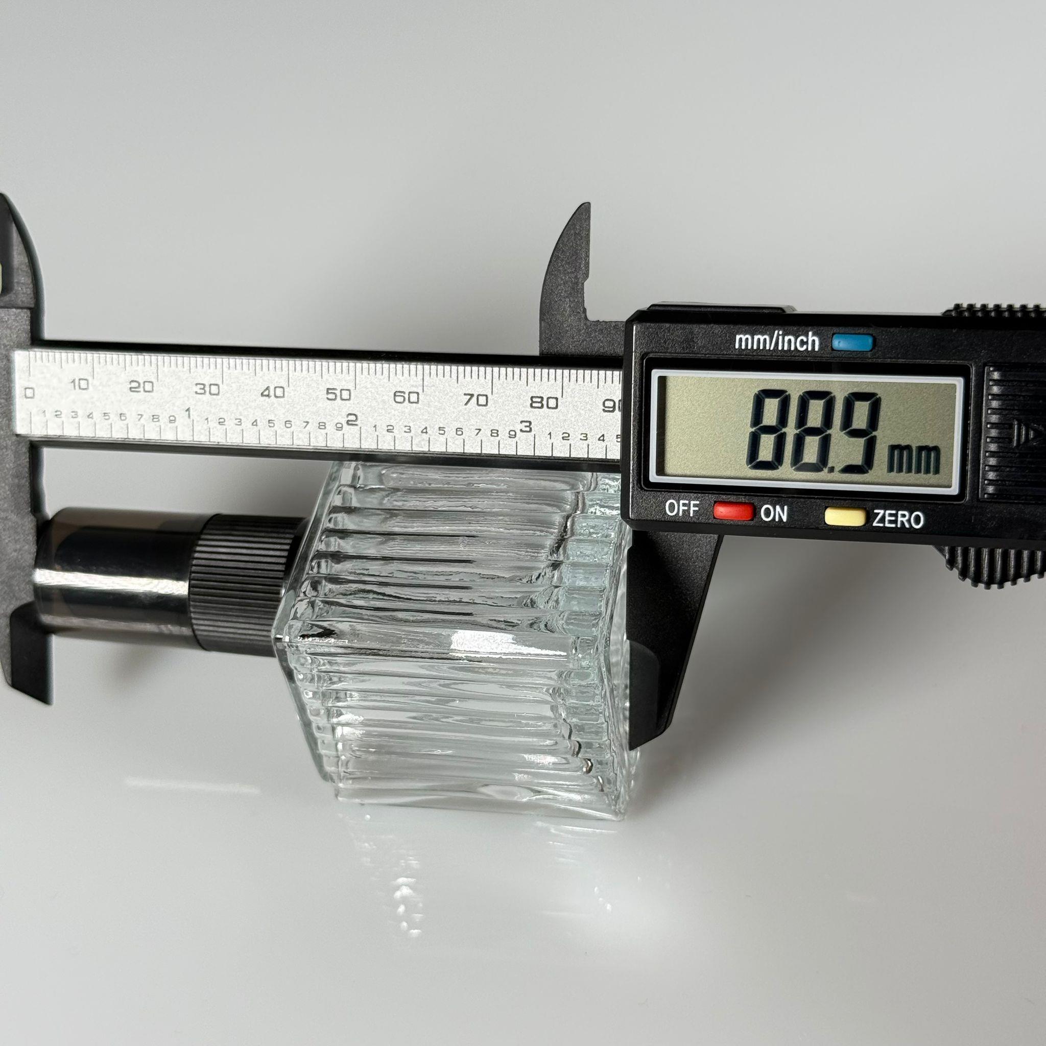 50 CC DESENLİ ÇİZGİLİ CAM ŞİŞE - SİYAH LOSYON POMPALI - 50 ML PRESTİJLİ ŞİŞE