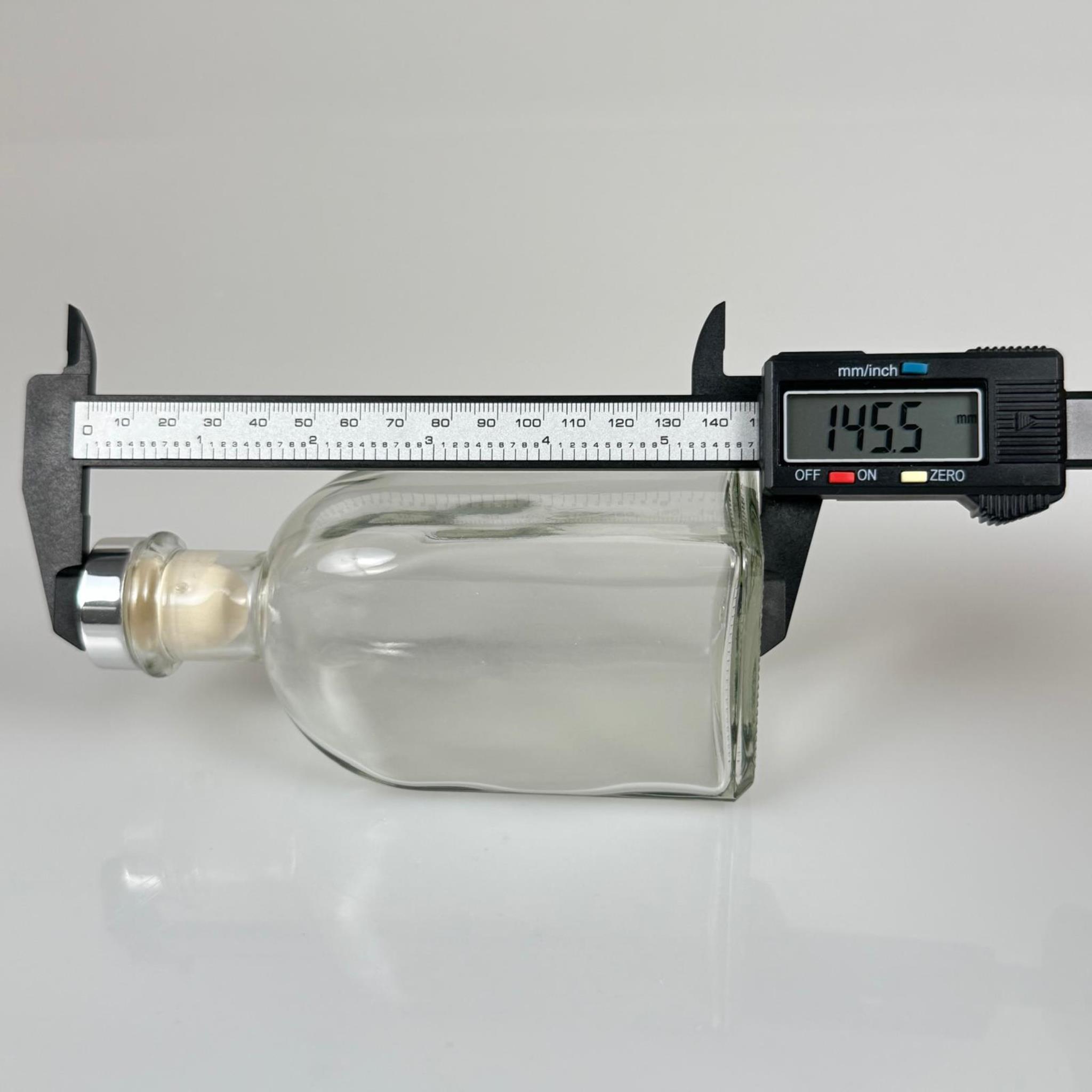 250 CC KARE FRASK MODEL CAM BAMBU ODA KOKUSU ŞİŞESİ - 250 ML ÇUBUKLU KÖŞELİ BAMBU ODA KOKUSU ŞİŞESİ - DİFÜZÖR ŞİŞE- CAM ŞİŞE + GÜMÜŞ TIPA + 3 ADET FİBER BEYAZ BAMBU ÇUBUK