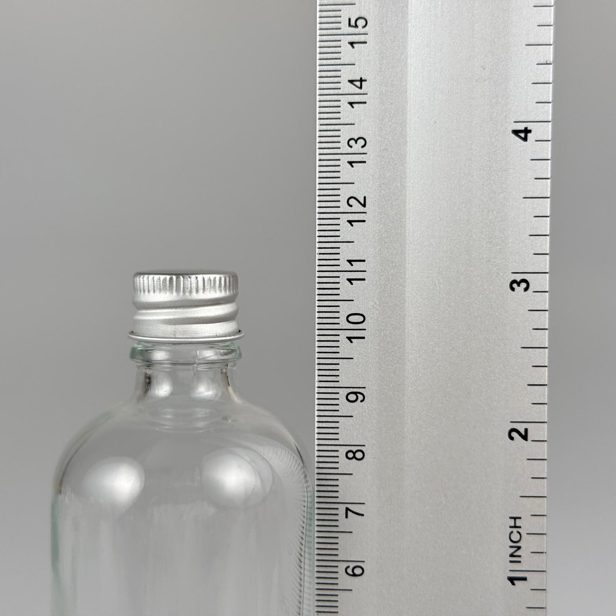 100 CC ŞEFFAF CAM ŞİŞE + KÖPÜK CONTALI GÜMÜŞ ALÜMİNYUM METAL KAPAKLI + KOLONYA TIPALI TAKIM - 100 ML ŞEFFAF CAM ŞİŞE