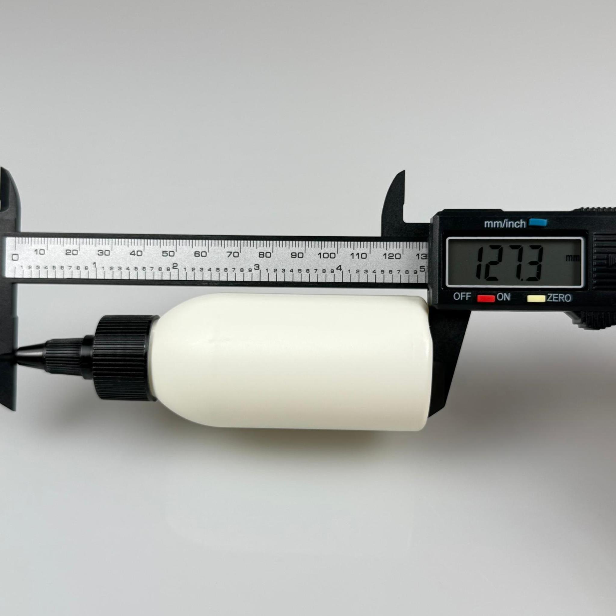 YAĞ, SOS, ACI SOS, SİRKE, SRIRACHA, MÜREKKEP, TUTKAL AKITICI VB BOŞ ŞİŞELERİ - SİYAH SİVRİ TWİST AKITICI KAPAK + 100 ML BEYAZ POLİETİLEN PLASTİK ŞİŞE TAKIM