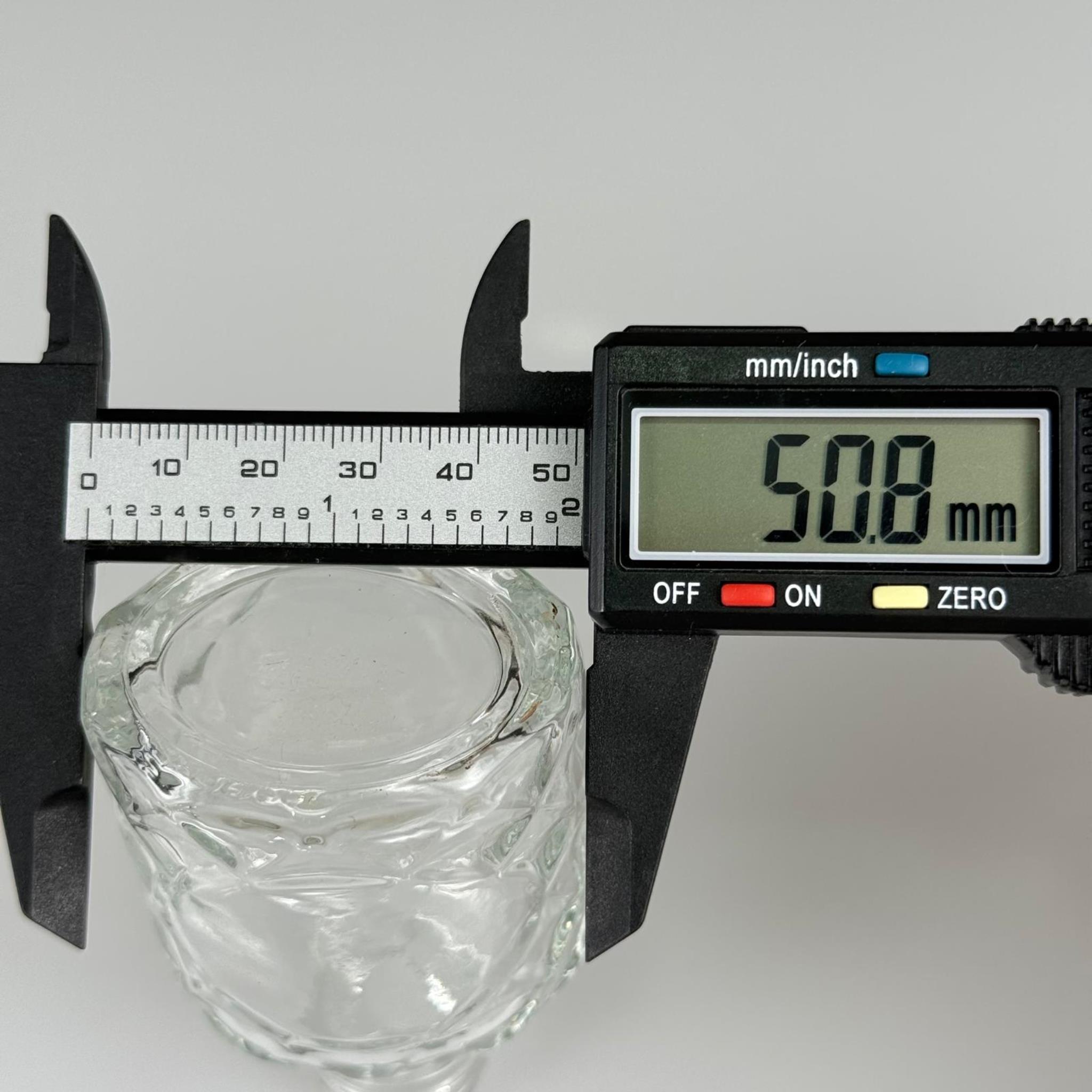50 CC VELORA CAM ŞİŞE - CONTALI GÜMÜŞ METAL ALÜMİNYUM KAPAKLI - 50 ML LÜX CAM ŞİŞE