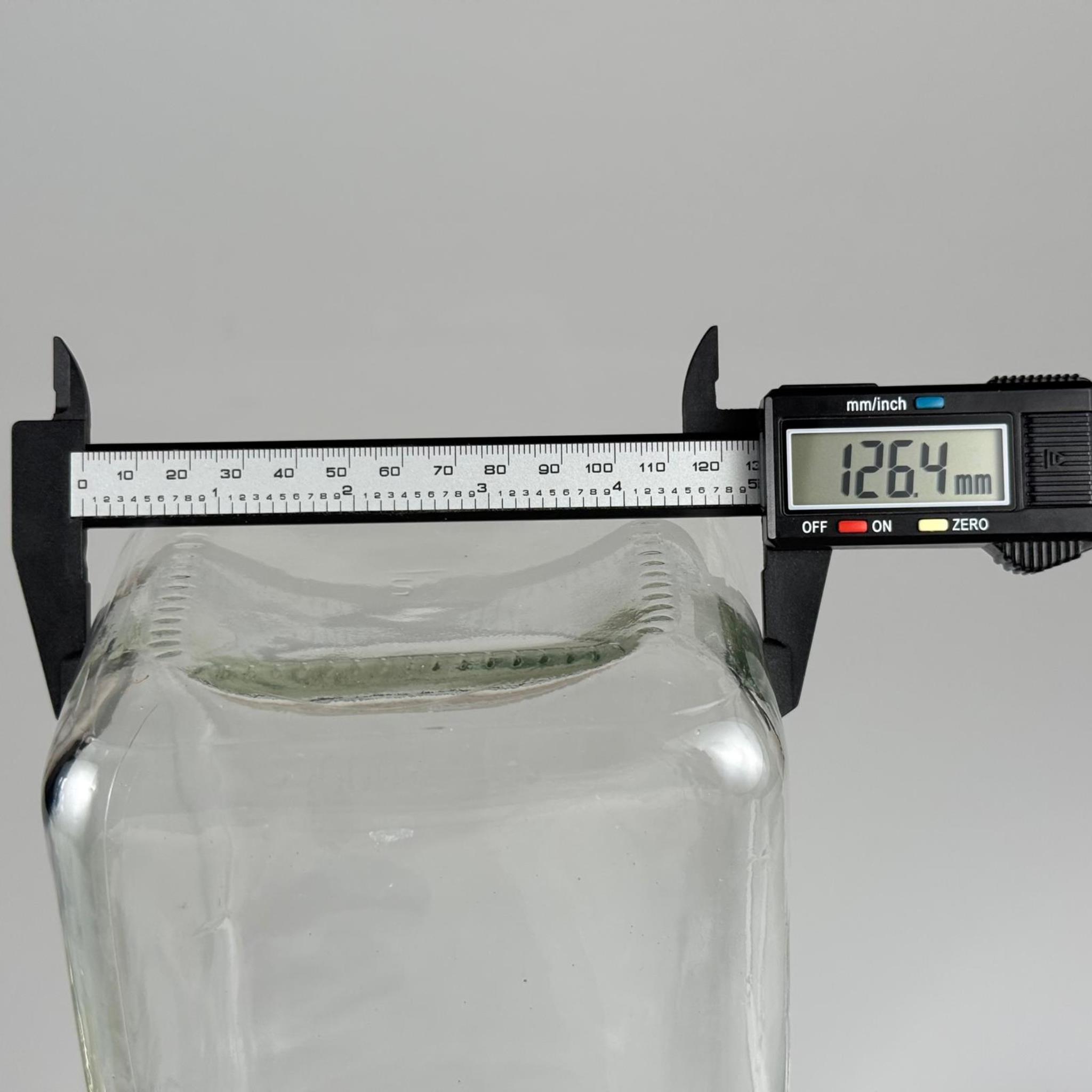 AKTAR, BAKKALİYE, TEŞHİR İÇİN NOSTALJİ PİRİNÇ KAPAKLI CAM KAVANOZ - 3000 ML KARE