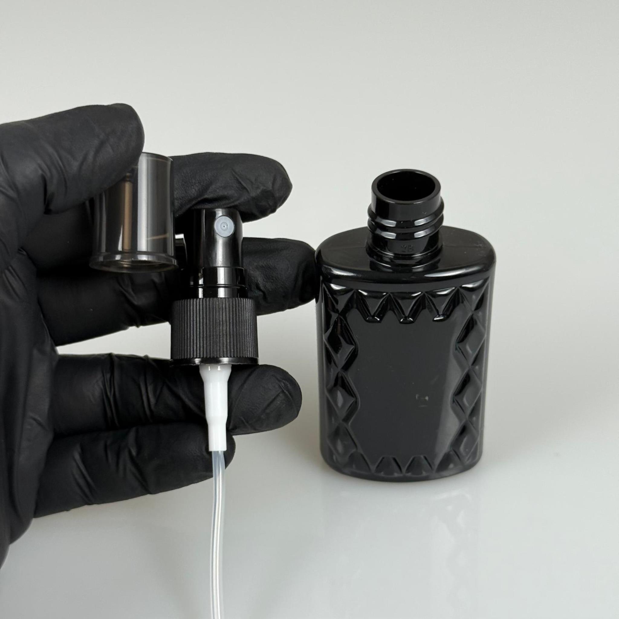 50 CC SİYAH PET KÖŞELİ PARFÜM ŞİŞESİ - SİYAH SPREYLİ - 50 ML PLASTİK PARFÜM - KOLONYA ŞİŞESİ