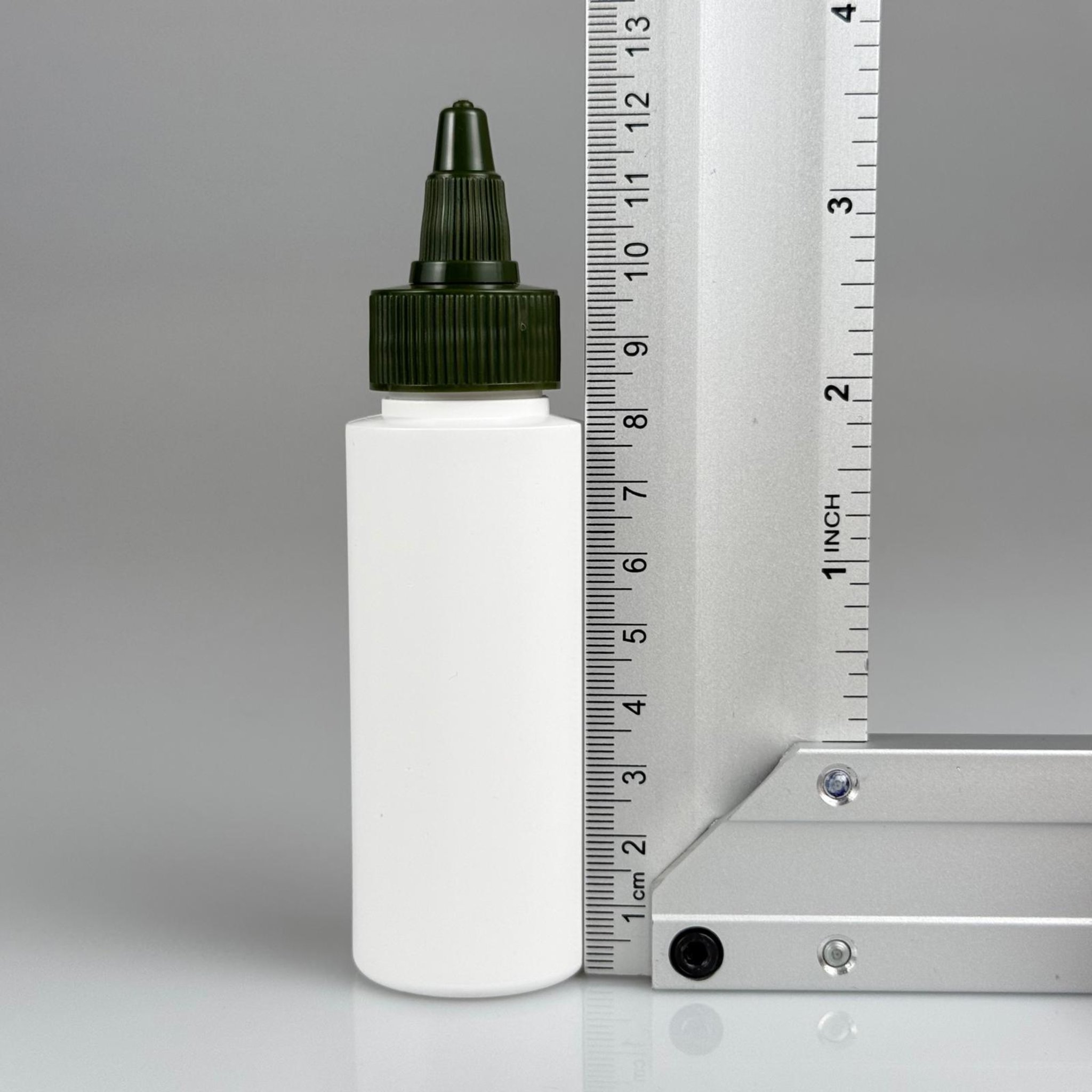 YAĞ, SOS, ACI SOS, SİRKE, SRIRACHA, MÜREKKEP, TUTKAL AKITICI VB BOŞ ŞİŞELERİ - YEŞİL SİVRİ TWİST ASANSÖR AKITICI KAPAK + 50 ML BEYAZ POLİETİLEN PLASTİK ŞİŞE TAKIM