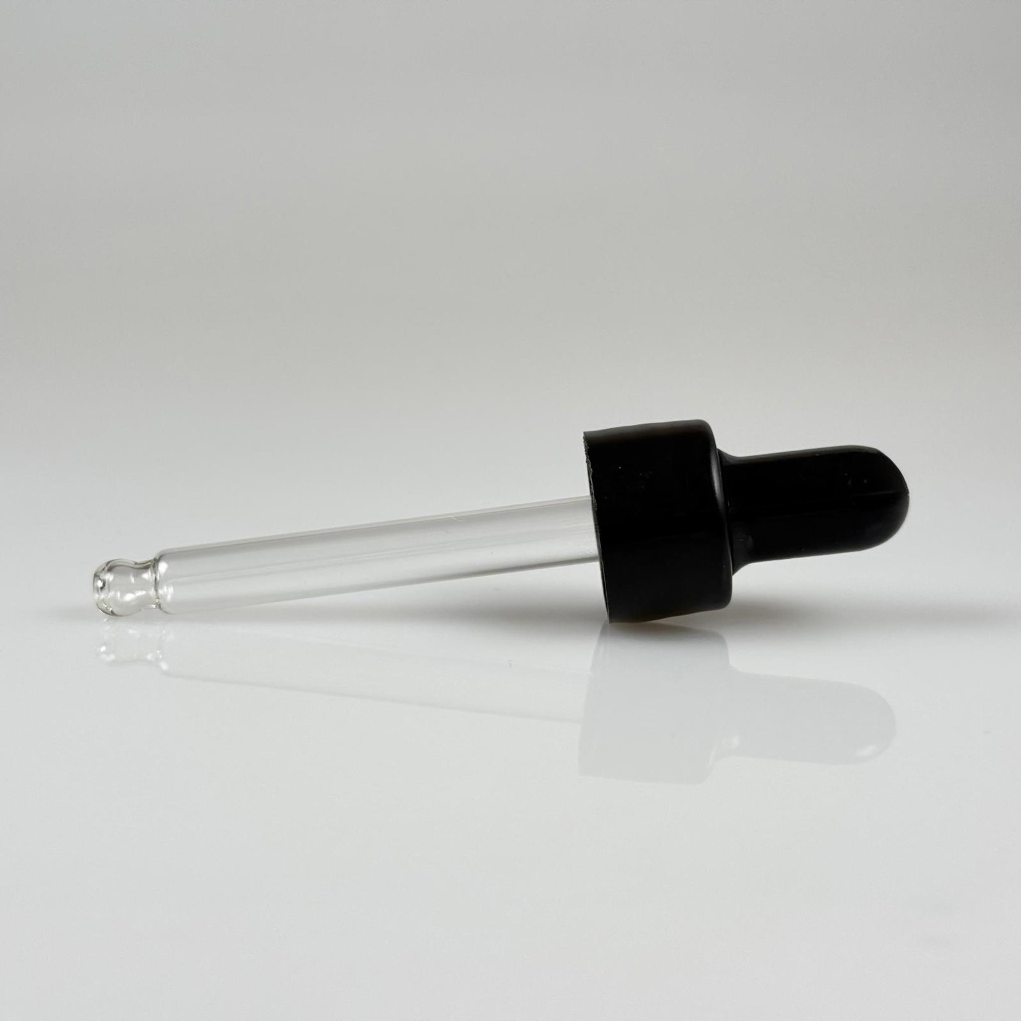18 MM CAM DAMLALIKLI TAKIM - SİYAH EMZİK +  DELİKLİ PLASTİK DÜZ SİYAH KAPAK + 70 MM CAM PİPET