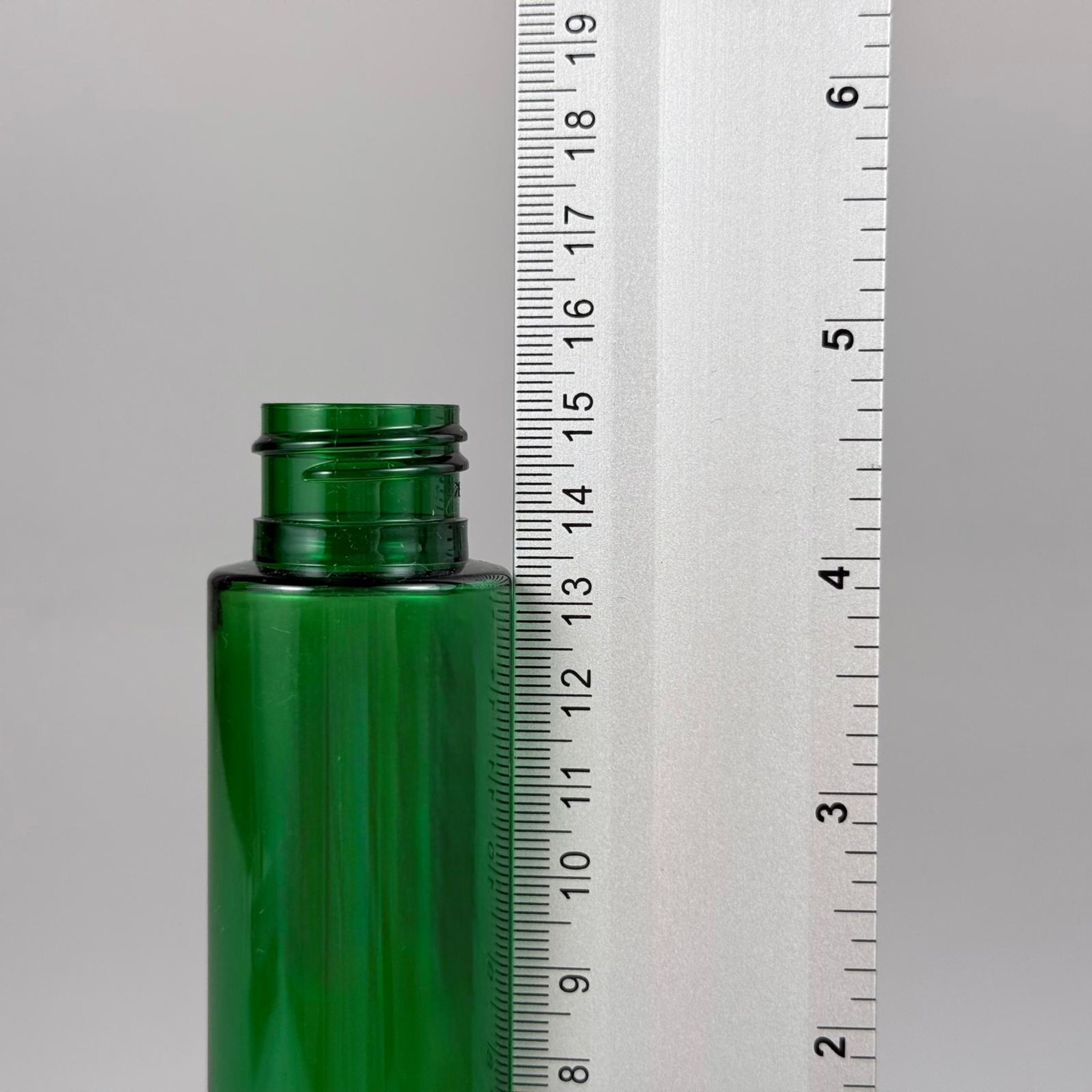 100 CC YEŞİL UZUN KÜT SİLİNDİR PET ŞİŞE (24 GR) 24 MM EP