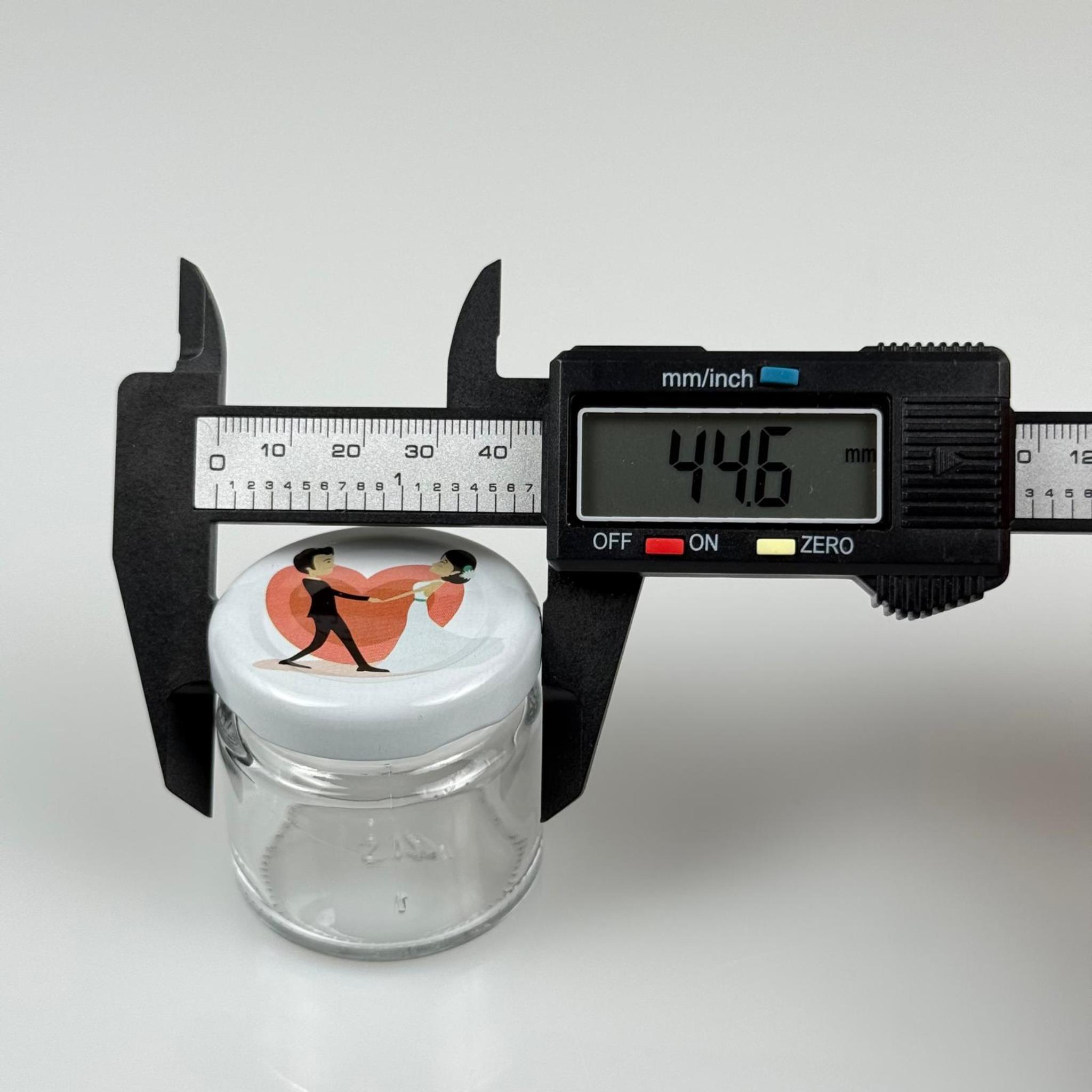 41 CC CAM KAVANOZ - GELİN DAMAT DESENLİ METAL KAPAKLI - 41 ML DÜĞÜN , NİŞAN ORGANİZASYON İÇİN CAM KAVANOZ