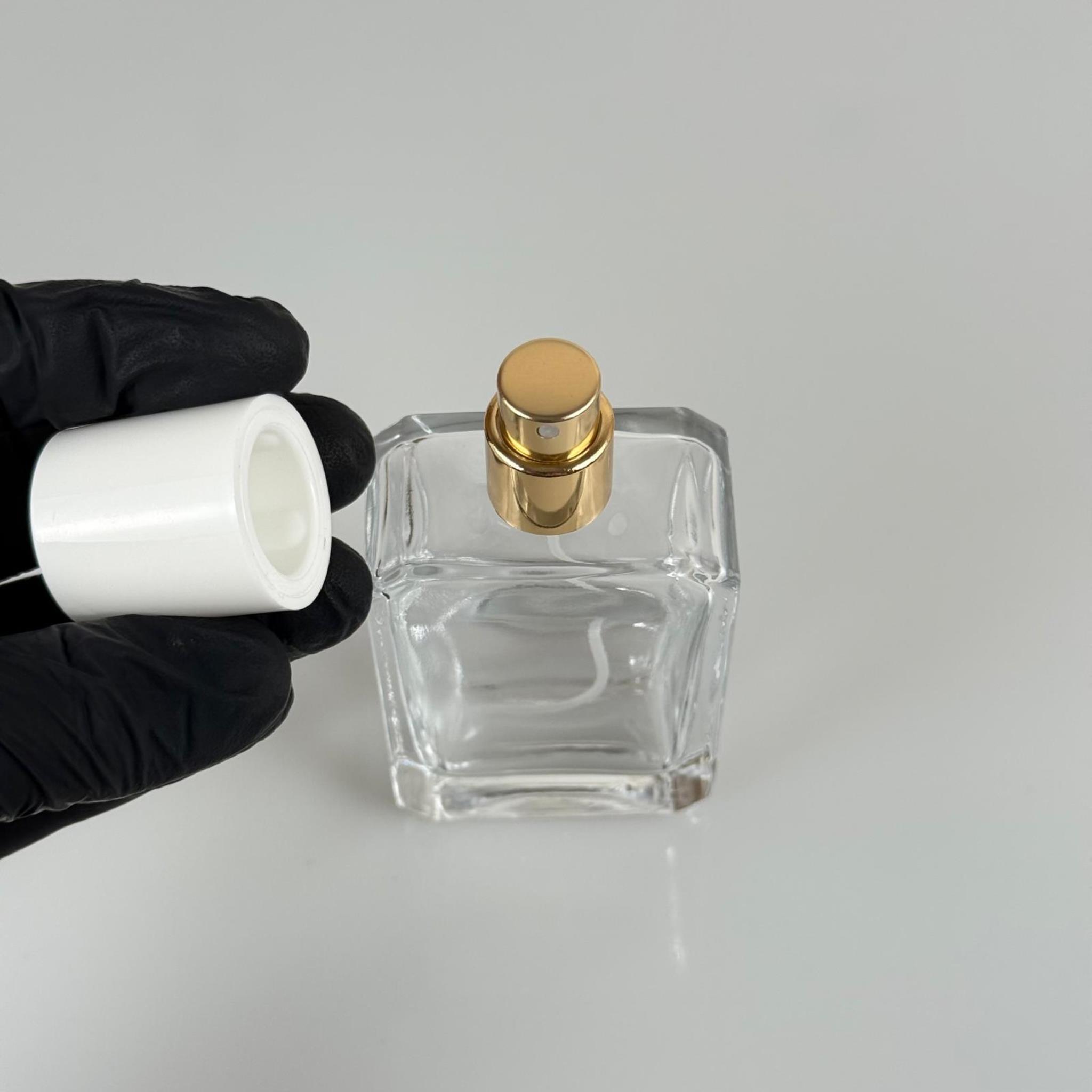 50 ML KÖŞELİ MODEL ANGEL PARFÜM ŞİŞESİ - GOLD METAL SPREYLİ + BEYAZ KAPAKLI (AĞIZ 15 MM GEÇME KOLAY KAPAMA)