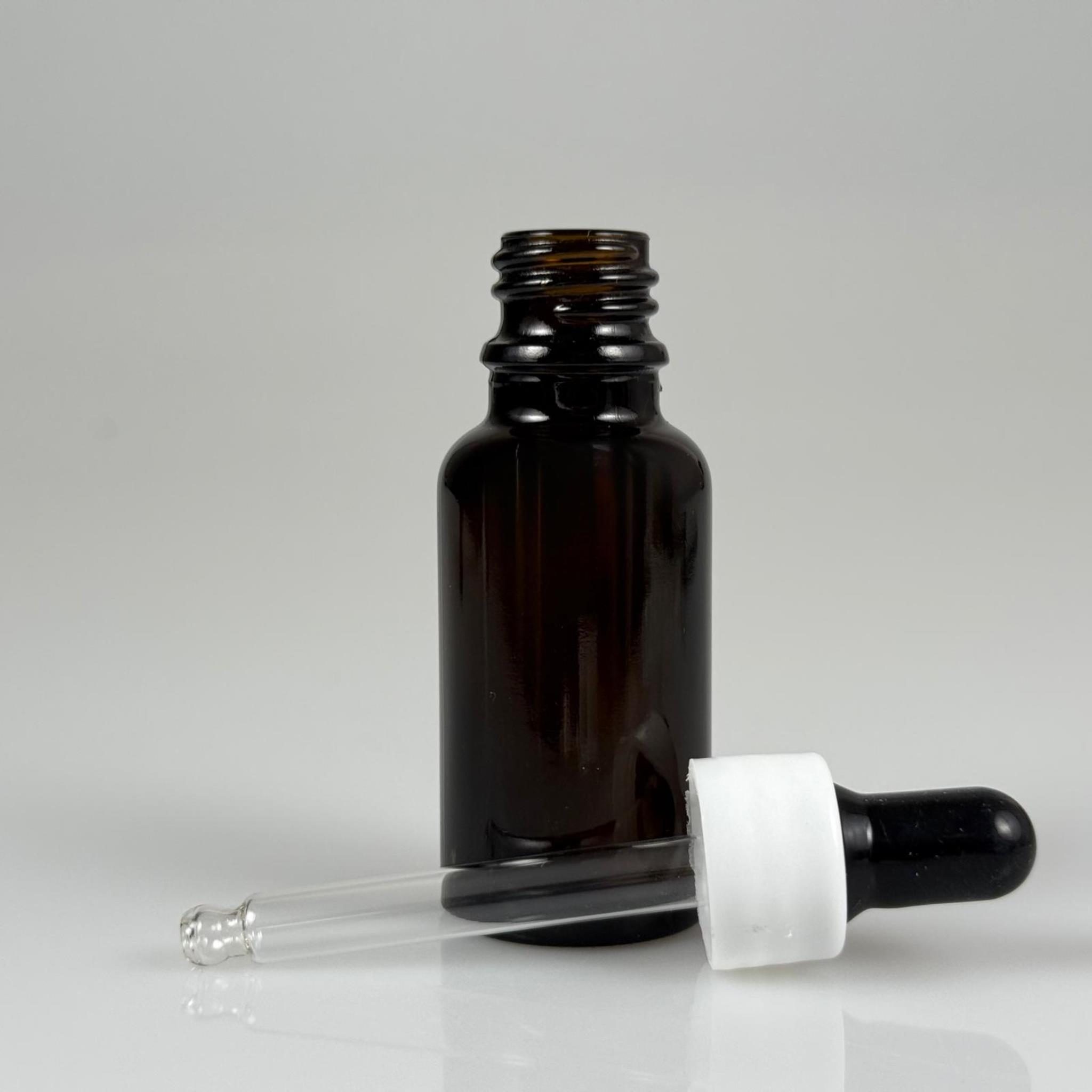 20 CC ÜST KALİTE AMBER CAM DAMLALIKLI ŞİŞE - SİYAH EMZİK + BEYAZ DÜZ KAPAK + CAM PİPET TAKIM - 20 ML ÜST KALİTE KAHVERENGİ DAMLALIKLI ŞİŞE SETİ