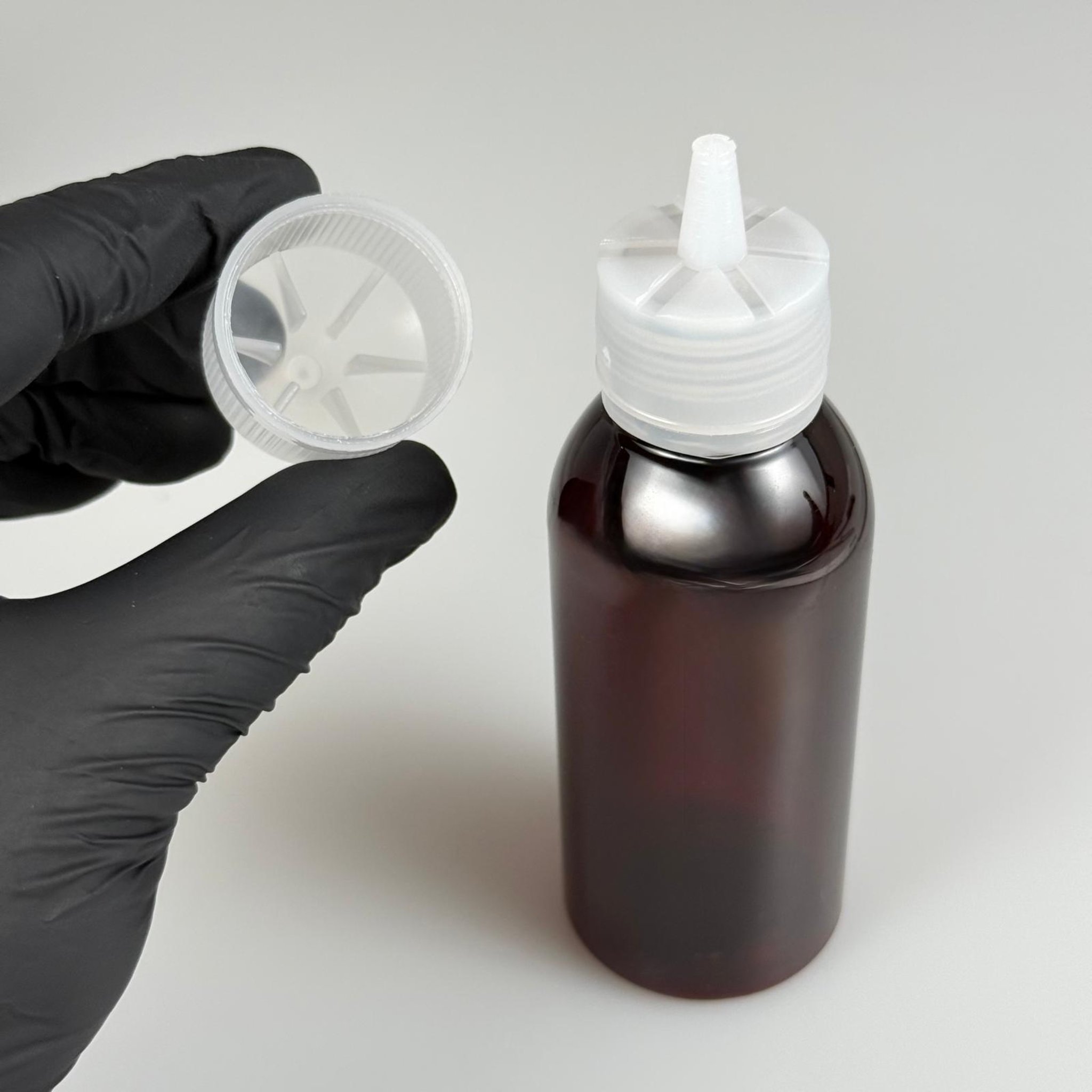 100 CC SERT GORİLLA ŞİŞE - AMBER - 100 ML LİKİT ŞİŞESİ - MÜREKKEP ŞİŞESİ - ÇOCUK KİLİT KAPAKLI  - AKITICI TIPALI - İĞNE UÇLU DAMLALIKLI ŞİŞE