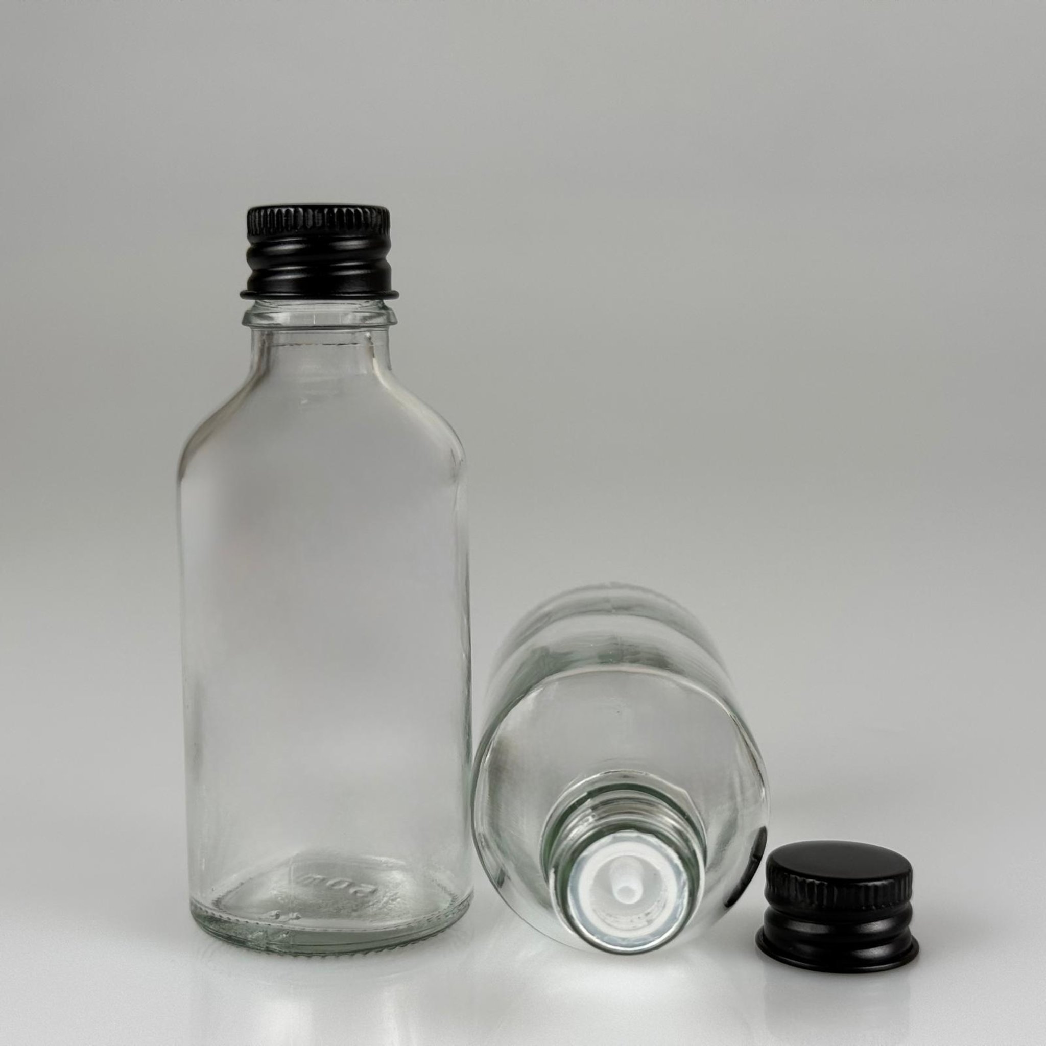 50 CC ŞEFFAF CAM ŞİŞE + KÖPÜK CONTALI SİYAH ALÜMİNYUM METAL KAPAKLI + KOLONYA TIPALI TAKIM - 50 ML ŞEFFAF CAM ŞİŞE