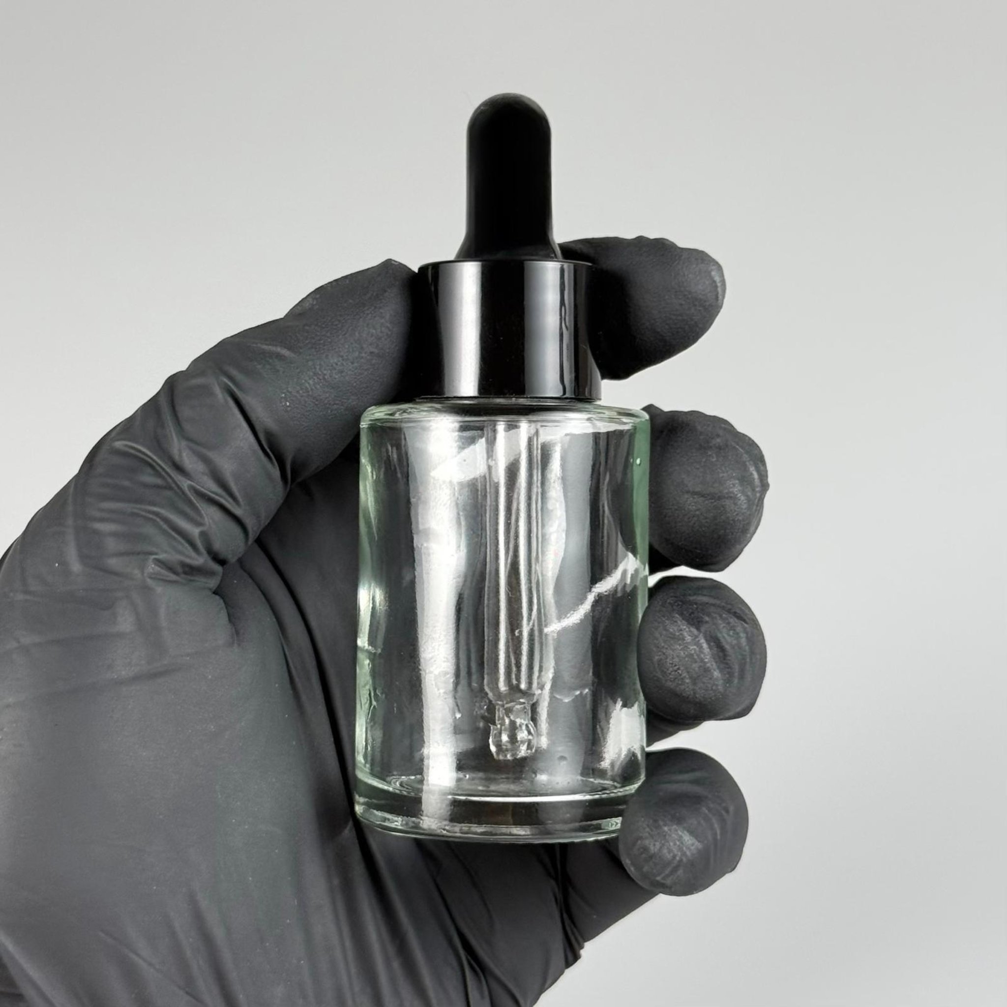 30 CC OMUZLU ŞEFFAF CAM ŞİŞE + SİYAH CAM DAMLALIKLI TAKIM - 30 ML KÜT BOYUNLU CAM SERUM ŞİŞESİ