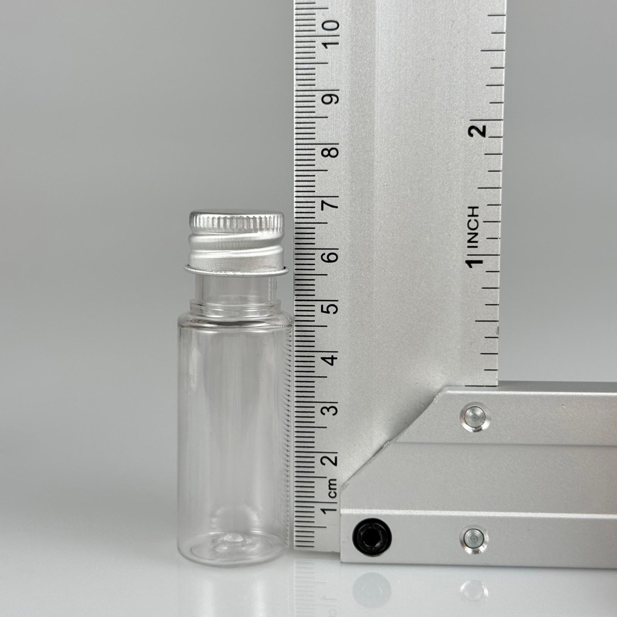 15 CC SİLİNDİR PET ŞİŞE + KÖPÜK CONTALI GÜMÜŞ ALÜMİNYUM METAL KAPAKLI + DAMLALIKLI KOLONYA TIPALI TAKIML - 15 ML ŞEFFAF PET ŞİŞE