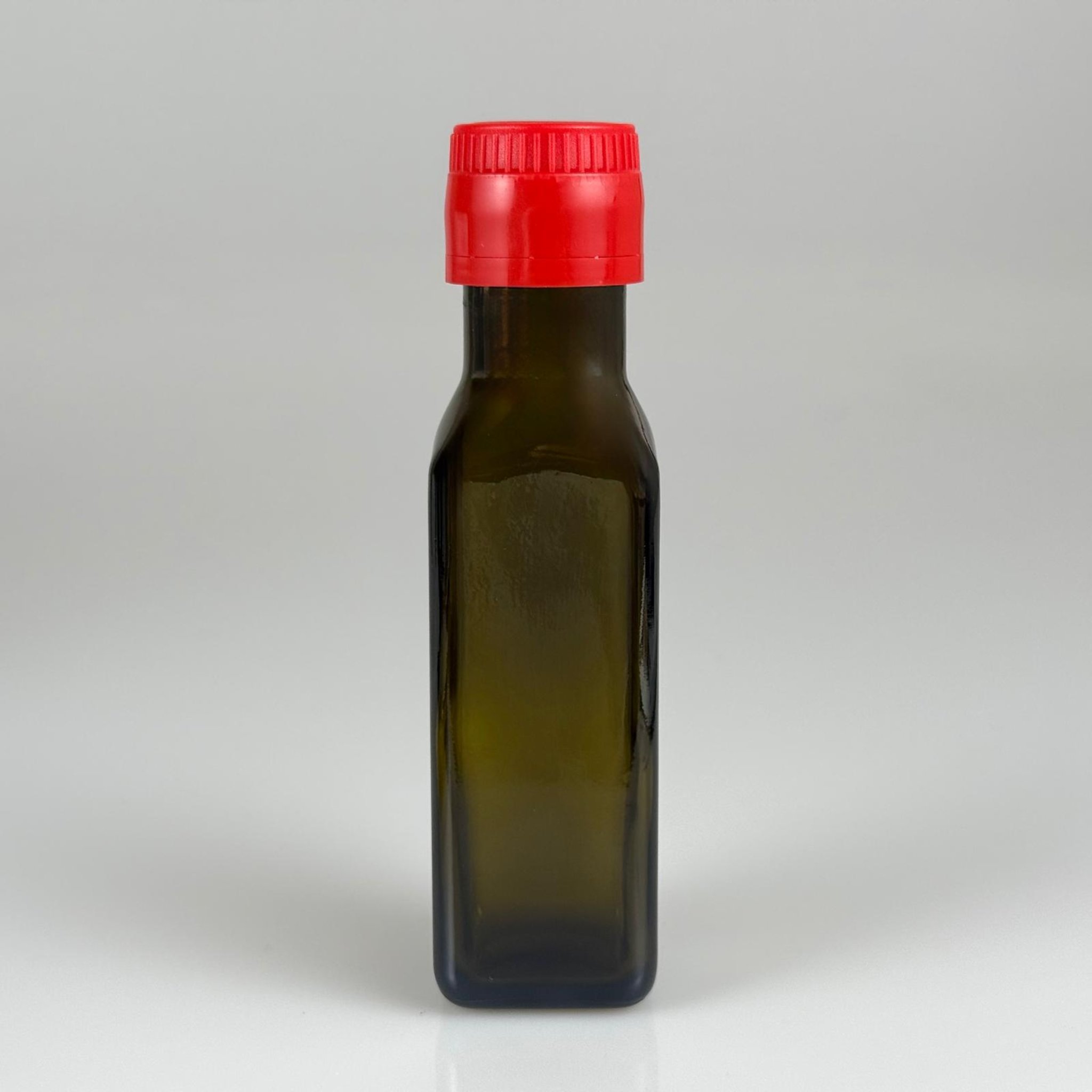 100 CC MARASKA CAM ŞİŞE KOYU YEŞİL (31 MM AĞIZ) - AKITICILI KIRMIZI KİLİTLİ KAPAKLI - 100 ML KÖŞELİ KARE MARASCA YAĞ VE SOS ŞİŞELERİ