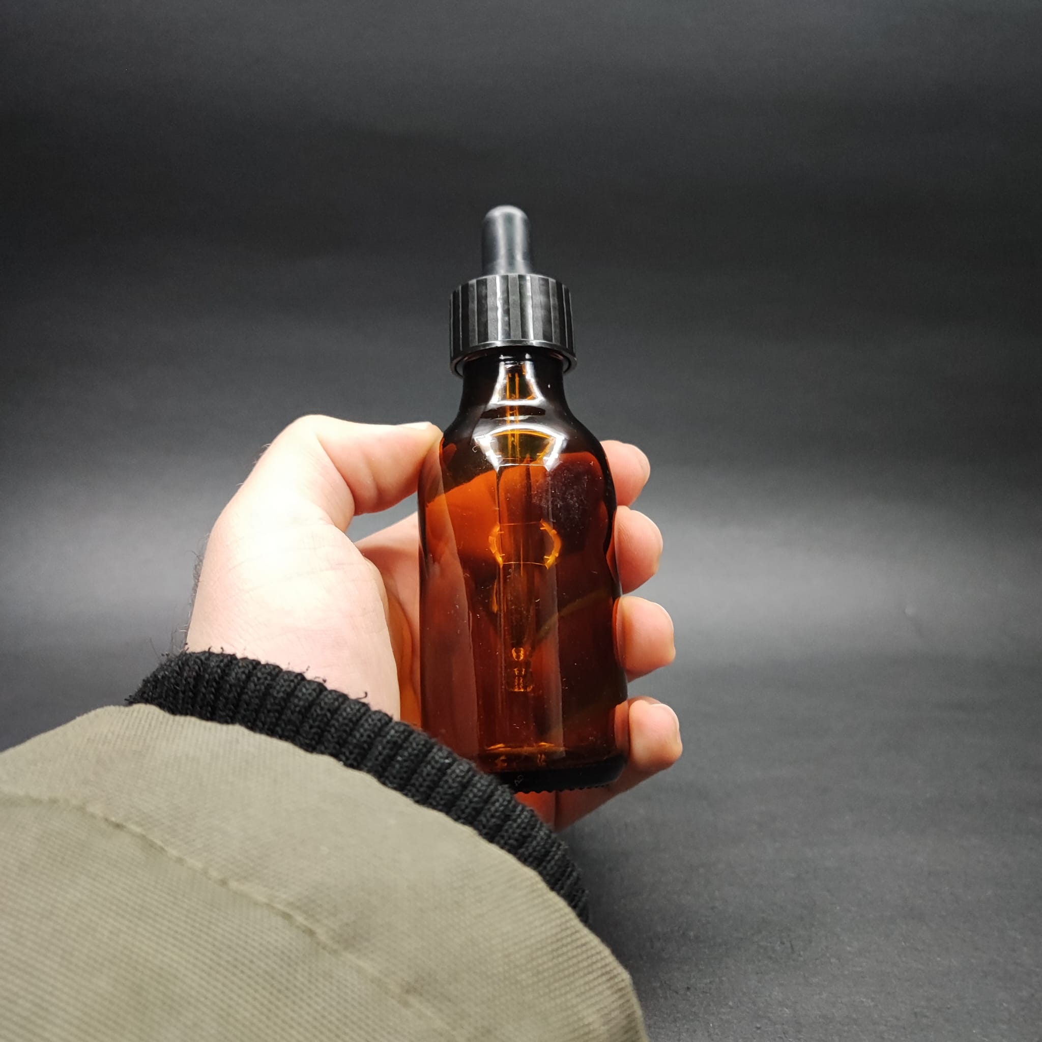 75 ML DOLUMU KOLAY, GENİŞ AĞIZLI CAM DAMLALIKLI ŞİŞE (25 MM AĞIZ)  - 75 CC SİYAH  DAMLALIKLI CAM ECZA ŞİŞESİ - AMBER KAHVERENGİ