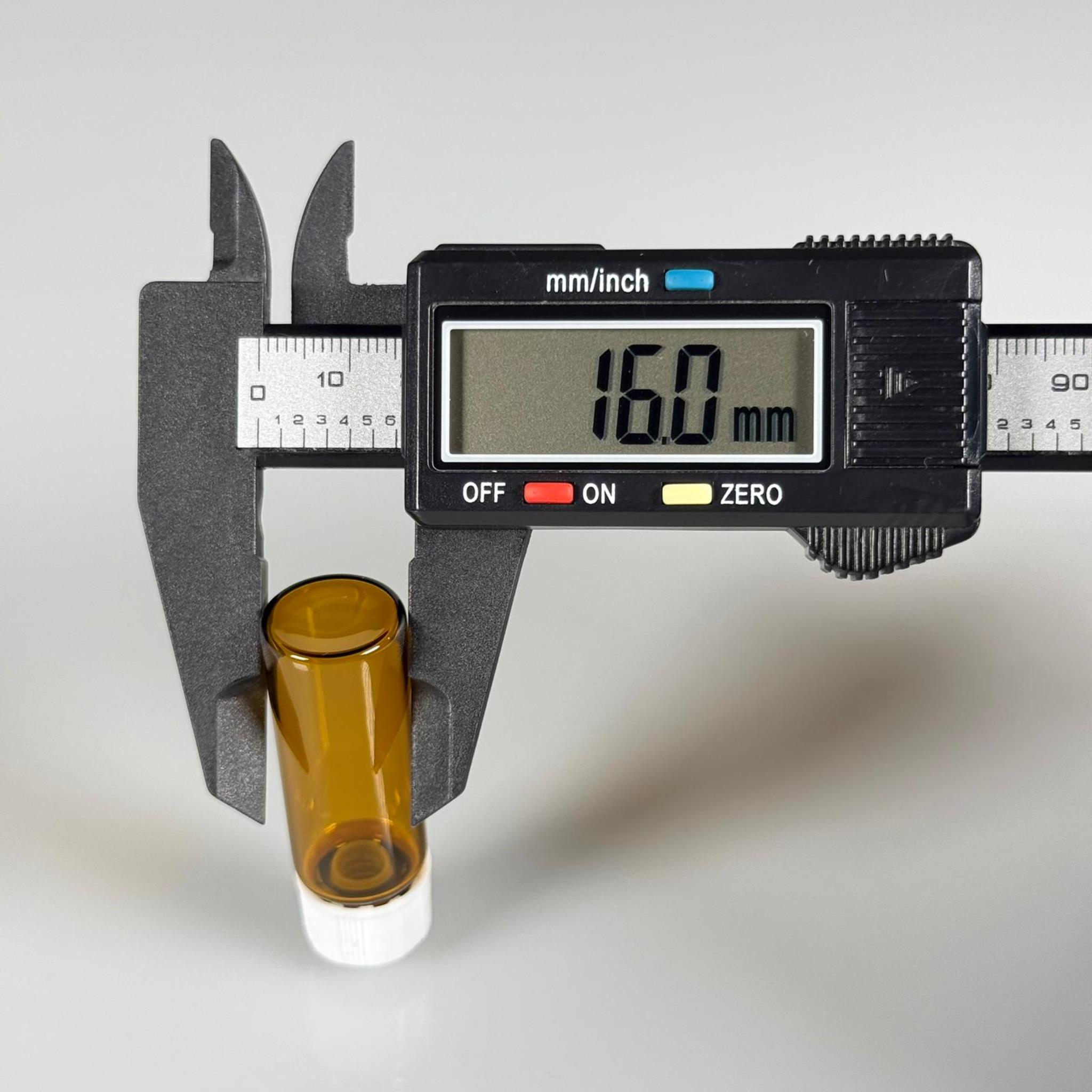 5 CC AMBER İNCE CAM ŞİŞE - BEYAZ KAPAKLI + İÇTEN DAMLALIKLI - 5 ML CAM ŞİŞE