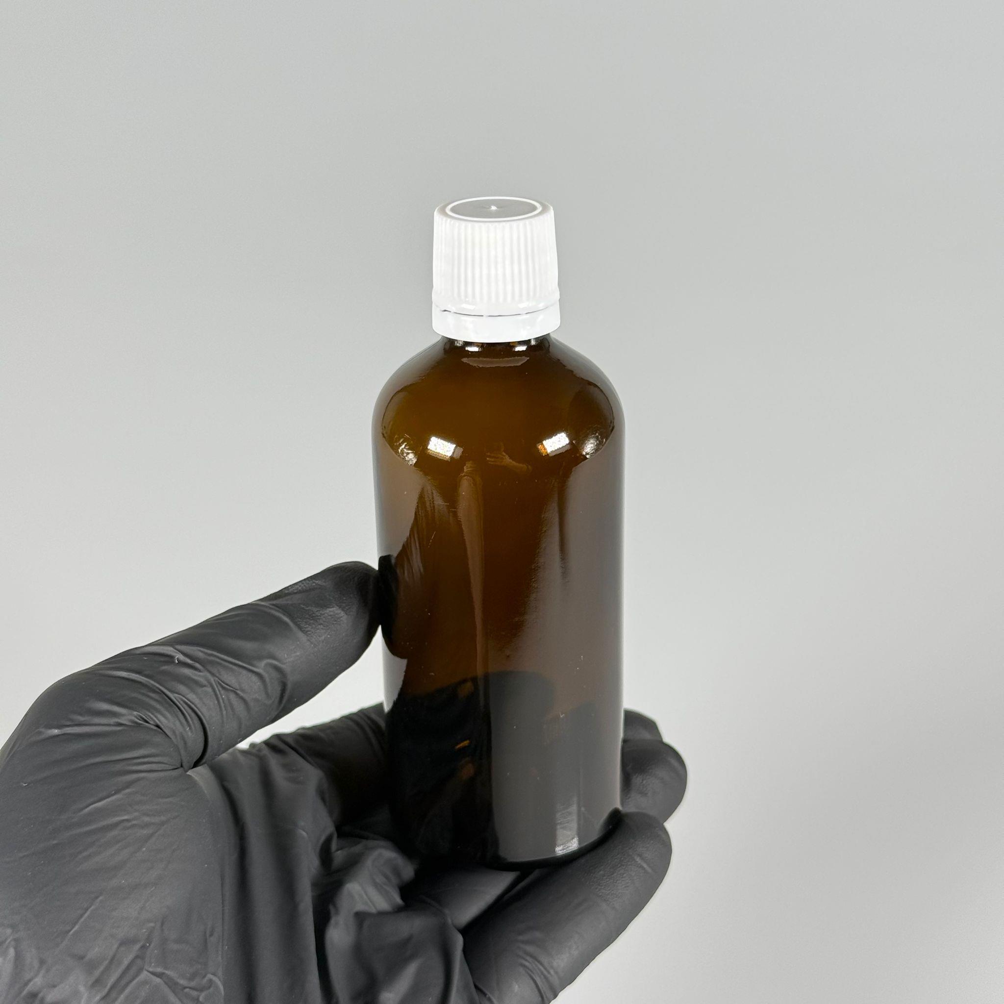 100 CC CAM AMBER KAHVERENGİ KİLİTLİ, KENDİNDEN CONTALI BEYAZ KAPAKLI - 100 ML DAR AĞIZLI İLAÇ ŞİŞESİ