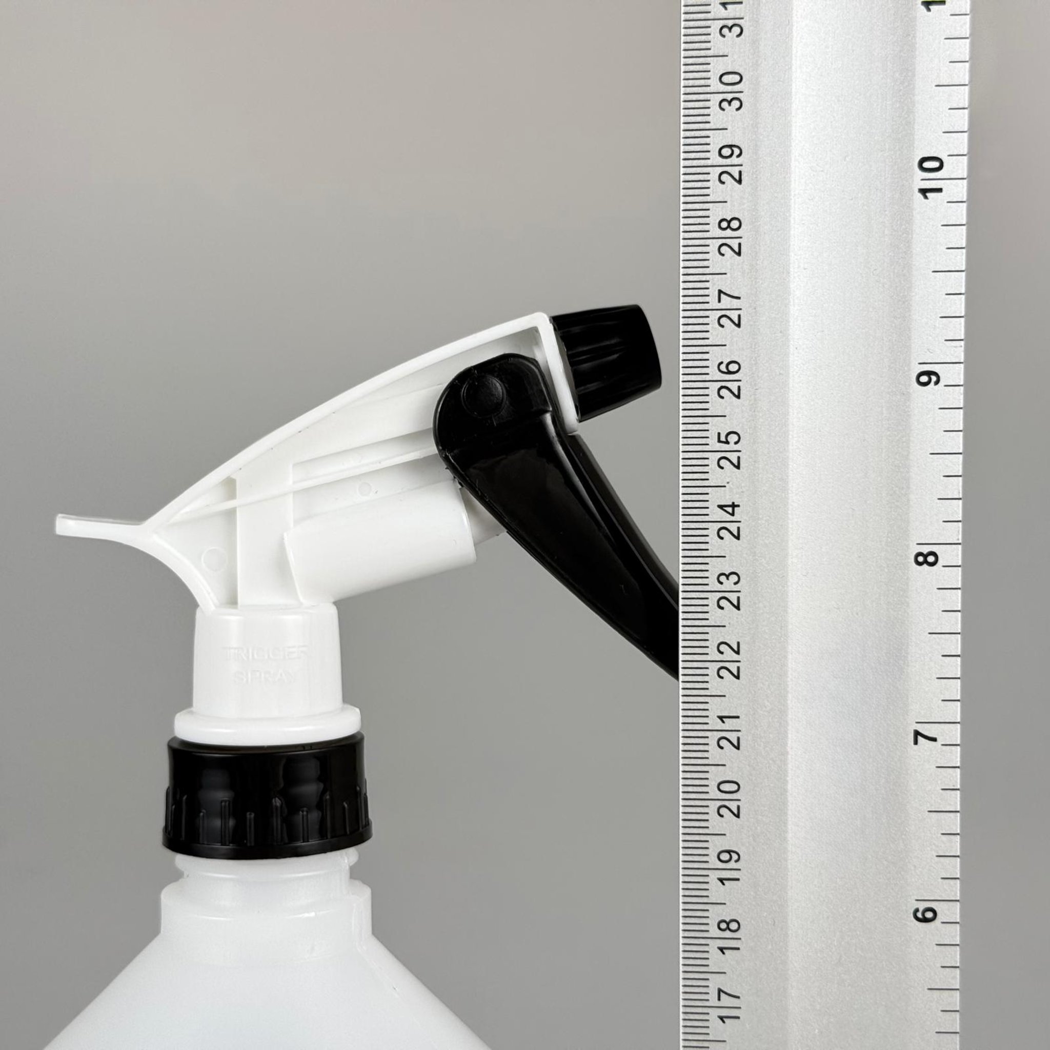 1000 CC TİNER ŞİŞESİ - BÜYÜK SİYAH BEYAZ DOZAJLI KİMYASALA DAYANIKLI TRİGER TETİK SPREYLİ - 1000 ML KİMYASALA DAYANIKLI PLASTİK ŞİŞE - 1 LT POLİETİLEN ŞİŞE - TOMBUL OTO TEMİZLİK ŞİŞESİ