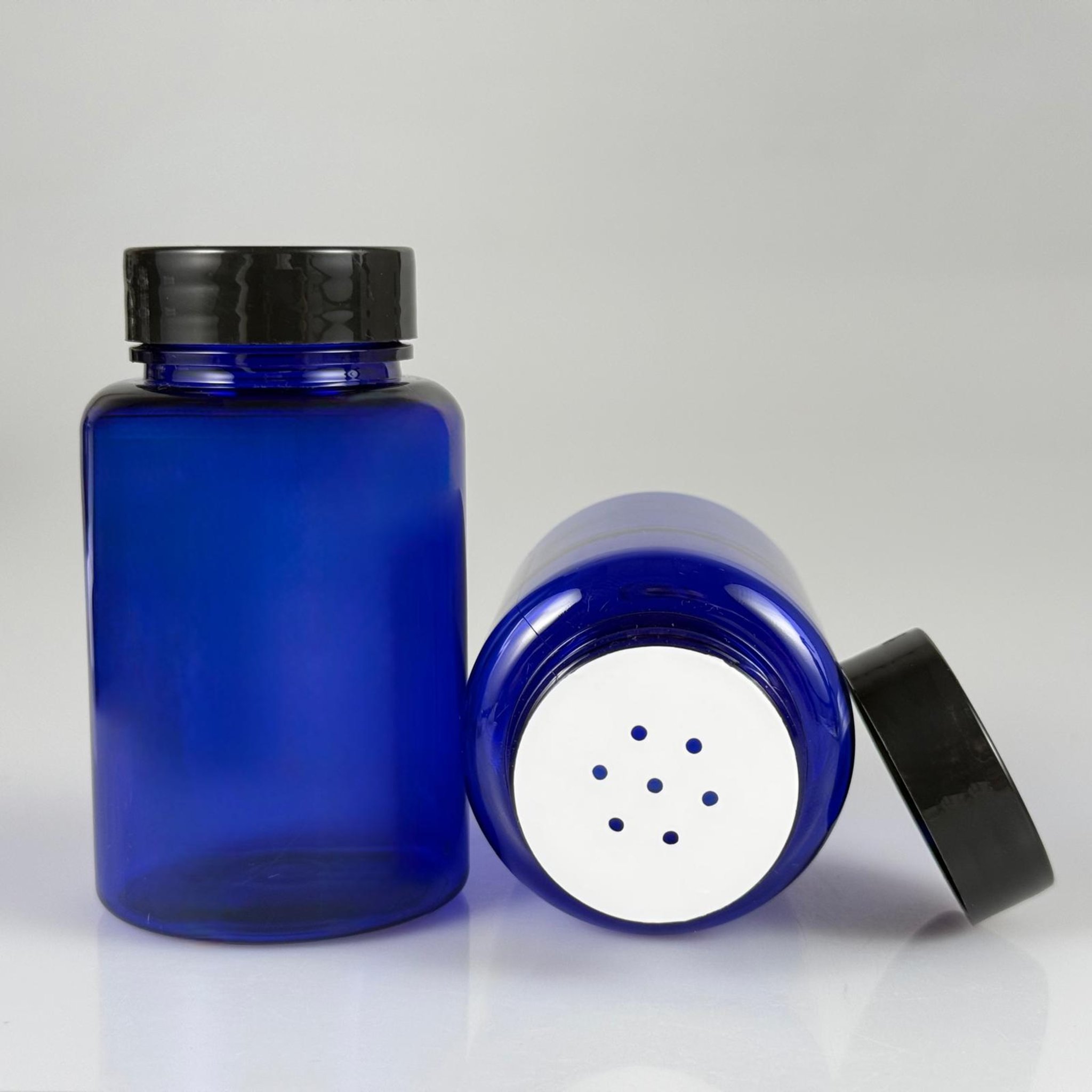 150 CC MAVİ PET PUDRA ŞİŞESİ + SİYAH PLASTİK KAPAKLI + PUDRA TIPALI TAKIM - 150 ML PUDRA KUTUSU, EKO TUZLUK