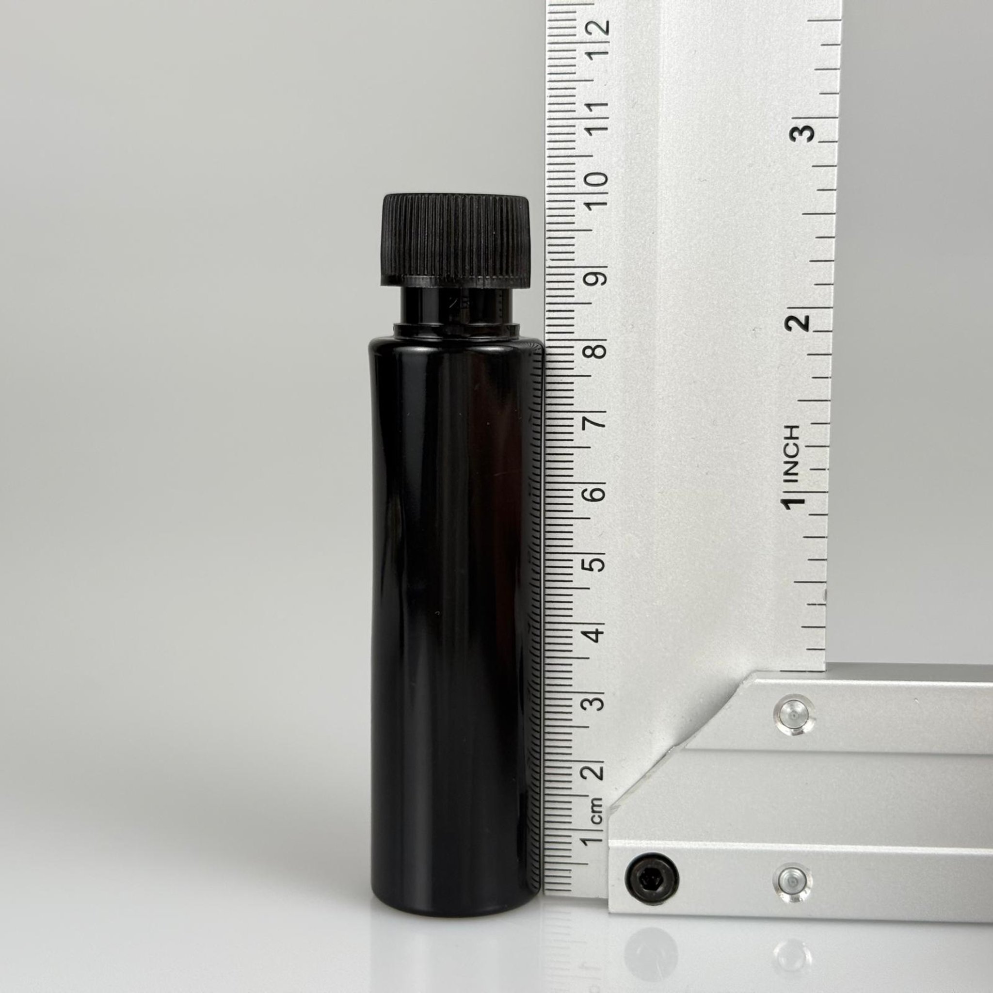 35 ML TIPALI, SIZDIRMAZ KAPAKLI PET ŞİŞE - 35 CC SİYAH PLASTİK ŞİŞE + CONTALI SİYAH KAPAK + KÖR TIPA TAKIM