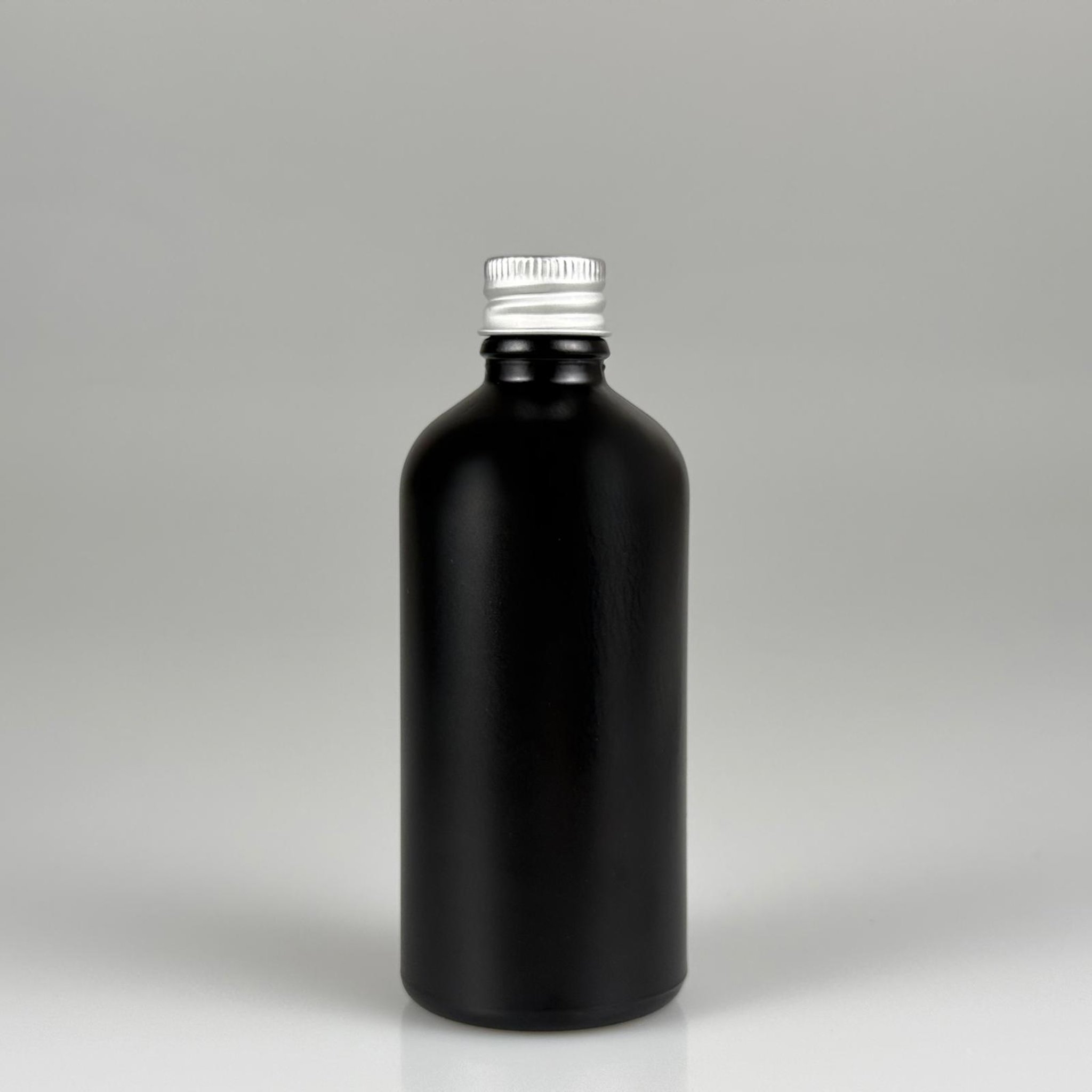 100 CC MAT SİYAH CAM ŞİŞE + KÖPÜK CONTALI GÜMÜŞ ALÜMİNYUM METAL KAPAKLI TAKIM - 100 ML MAT SİYAH CAM ŞİŞE
