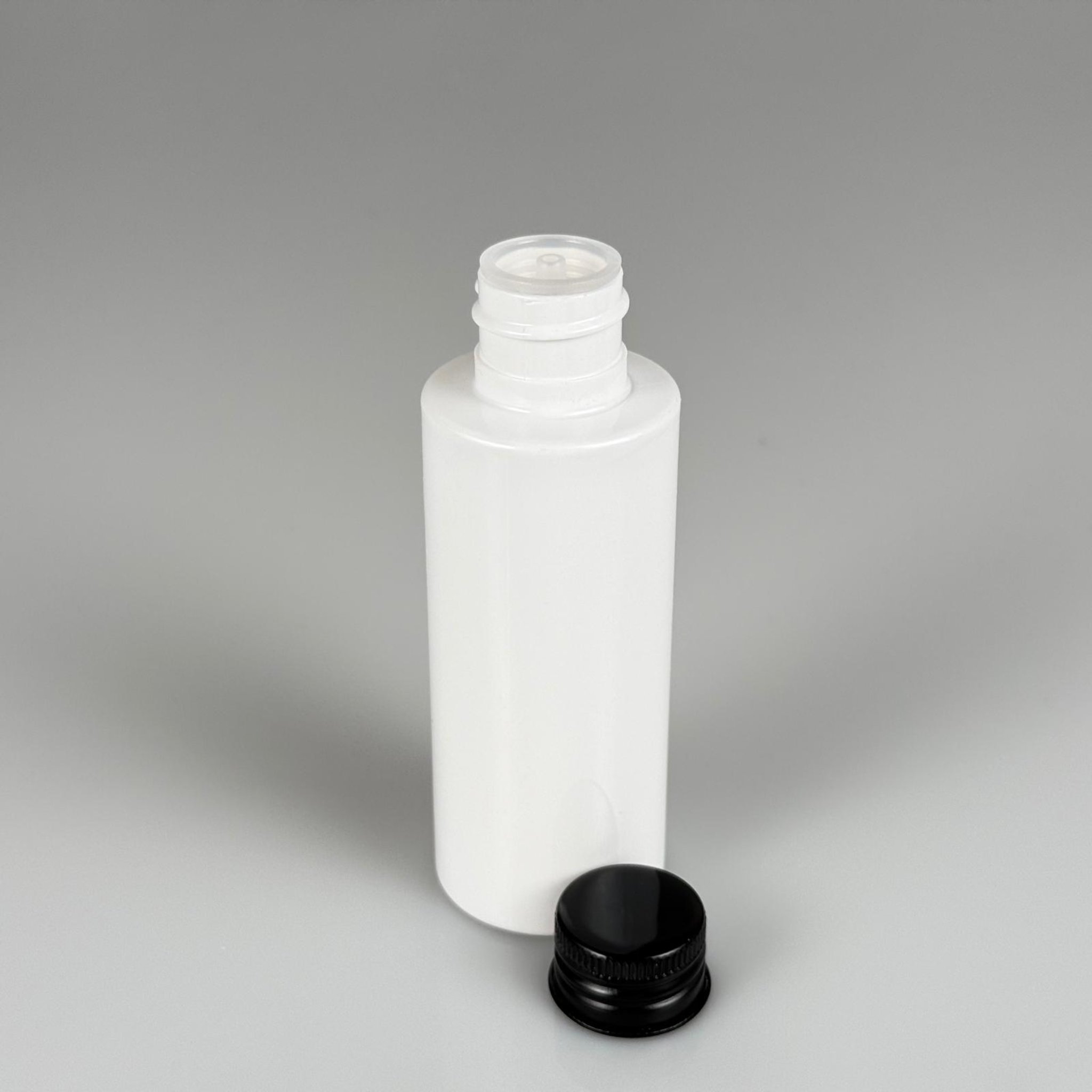 100 CC BEYAZ SİLİNDİR KESKİN KÜT MODEL SERT PET ŞİŞE ( 17 GR - 24 AĞIZ ) + KÖPÜK CONTALI SİYAH METAL ALÜMİNYUM KAPAK + KOLONYA TIPALI TAKIM - 100 ML KAPAKLI BEYAZ PLASTİK ŞİŞELER