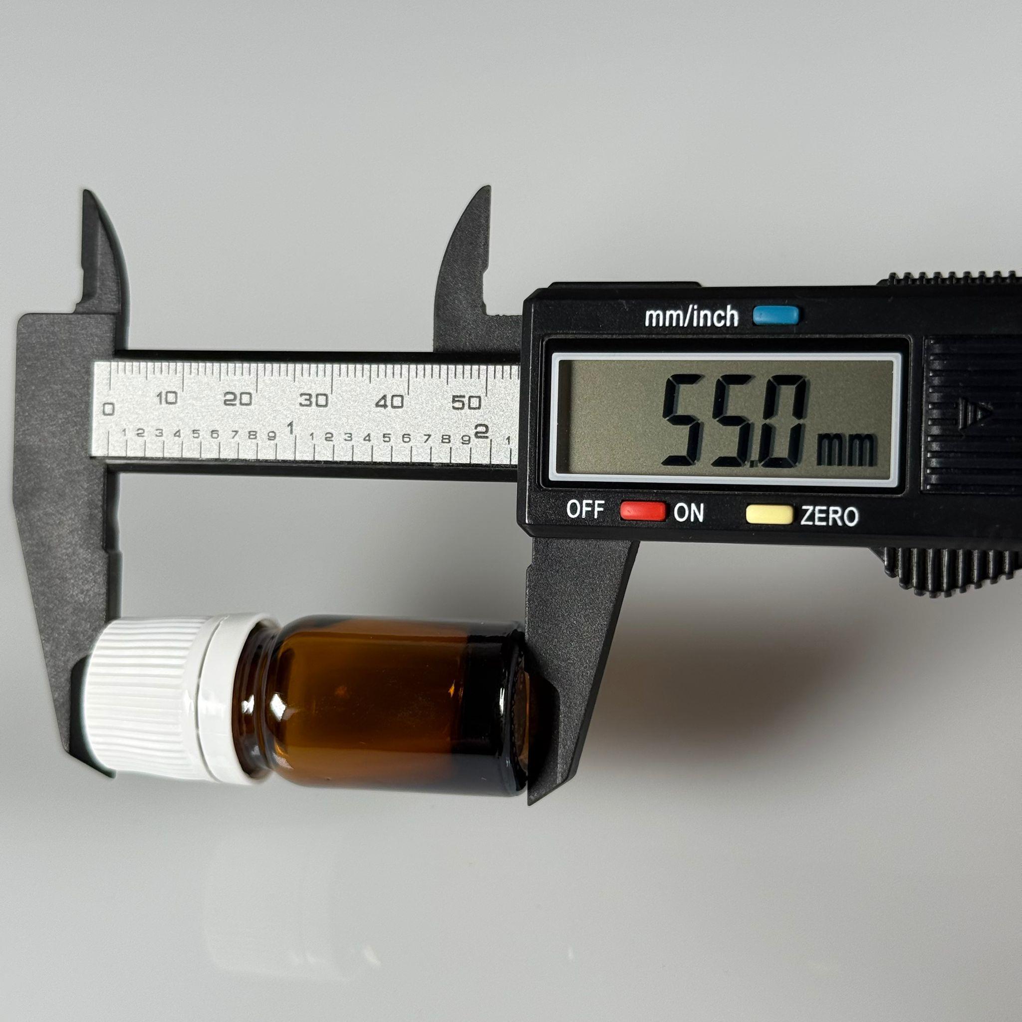 5 CC CAM AMBER KAHVERENGİ KİLİTLİ, KENDİNDEN CONTALI BEYAZ KAPAKLI - 5 ML DAR AĞIZLI İLAÇ ŞİŞESİ