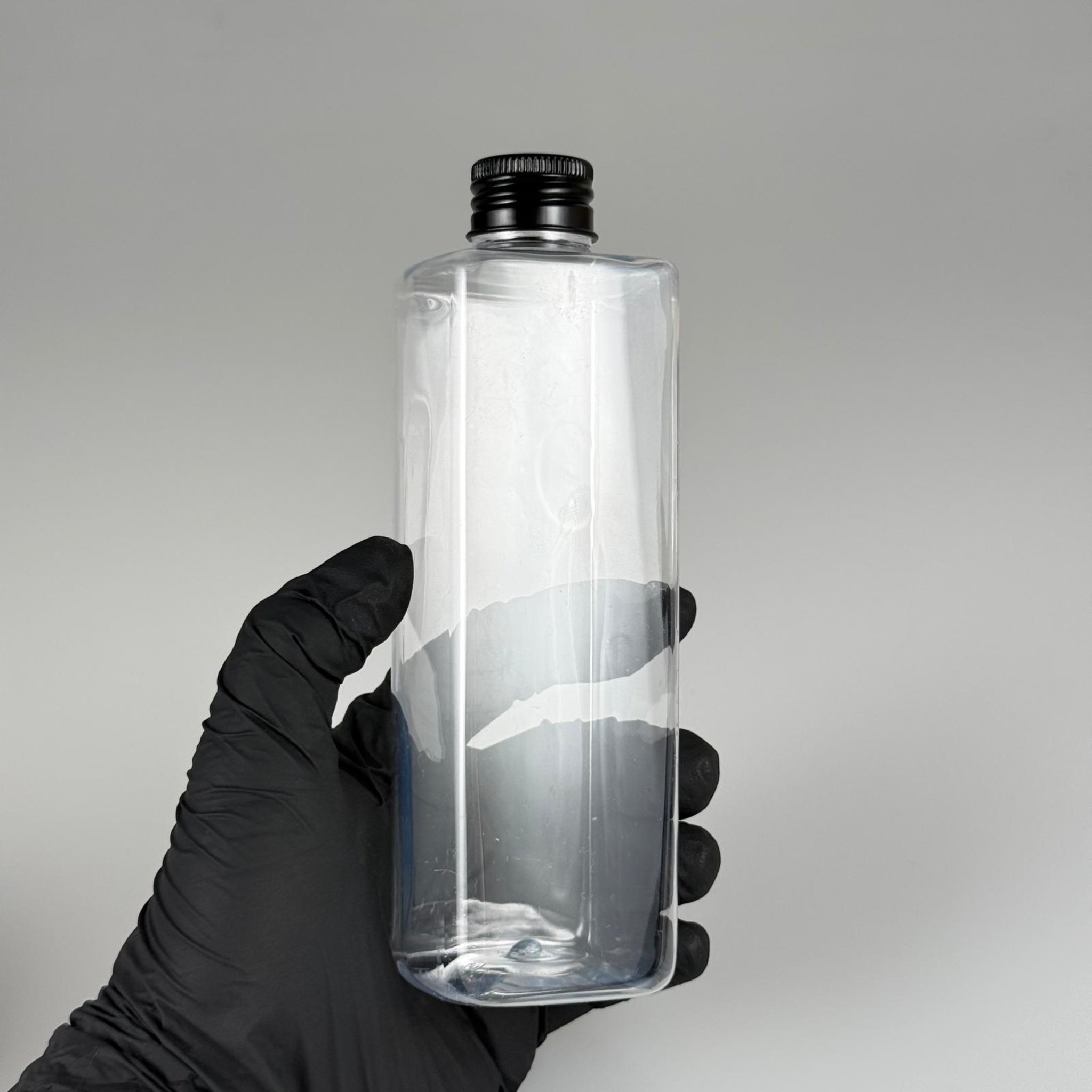 300 CC KARE PET ŞİŞE (31 GR - 24 AĞIZ) + KÖPÜK CONTALI SİYAH METAL ALÜMİNYUM KAPAK TAKIM - 300 ML KAPAKLI PLASTİK ŞİŞELER