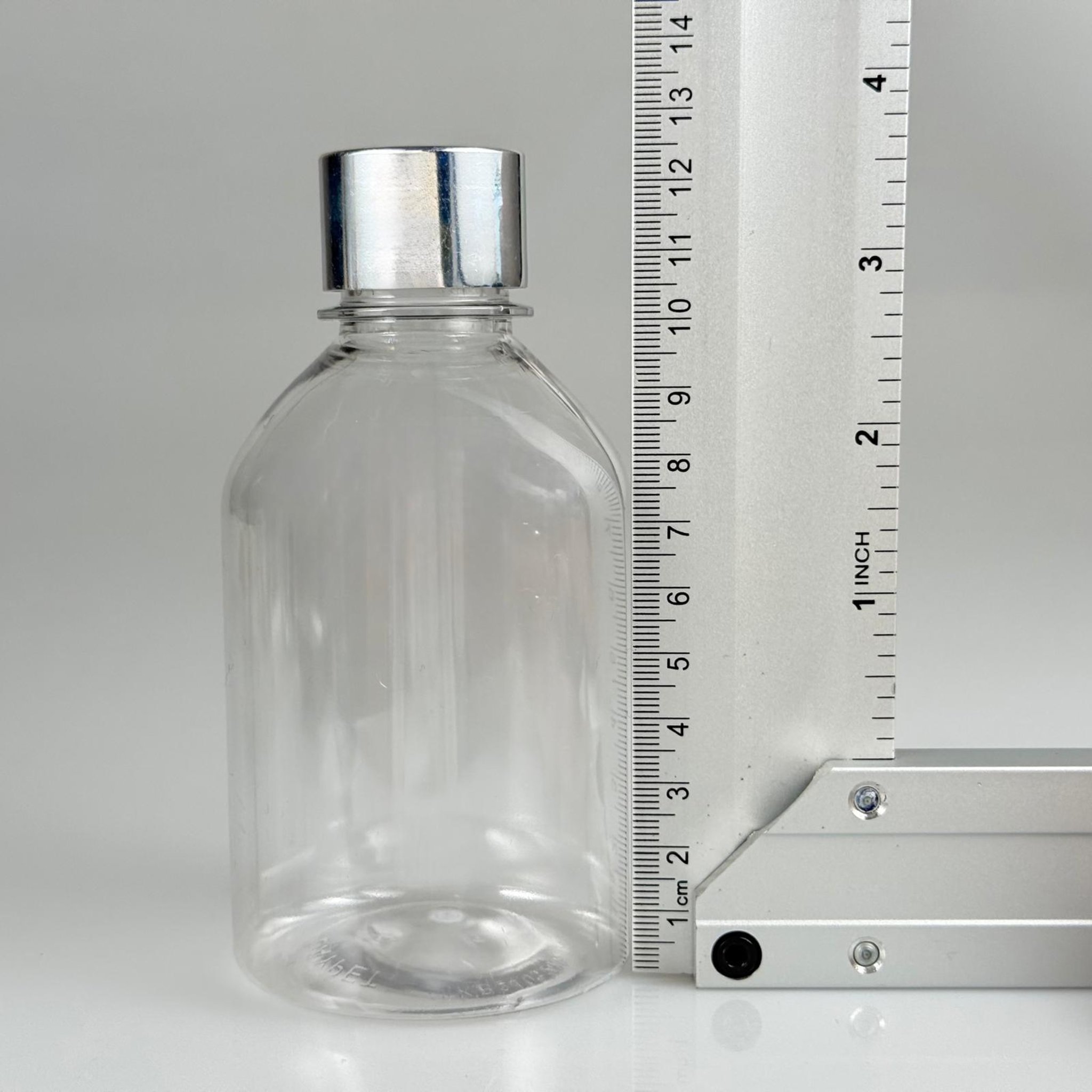 250 CC TOMBUL MODEL ŞEFFAF PET ŞİŞE + ALÜMİNYUM KAPLAMALI GÜMÜŞ KAPAKLI + KÖR TIPALI TAKIM - 250 ML PET ŞİŞE