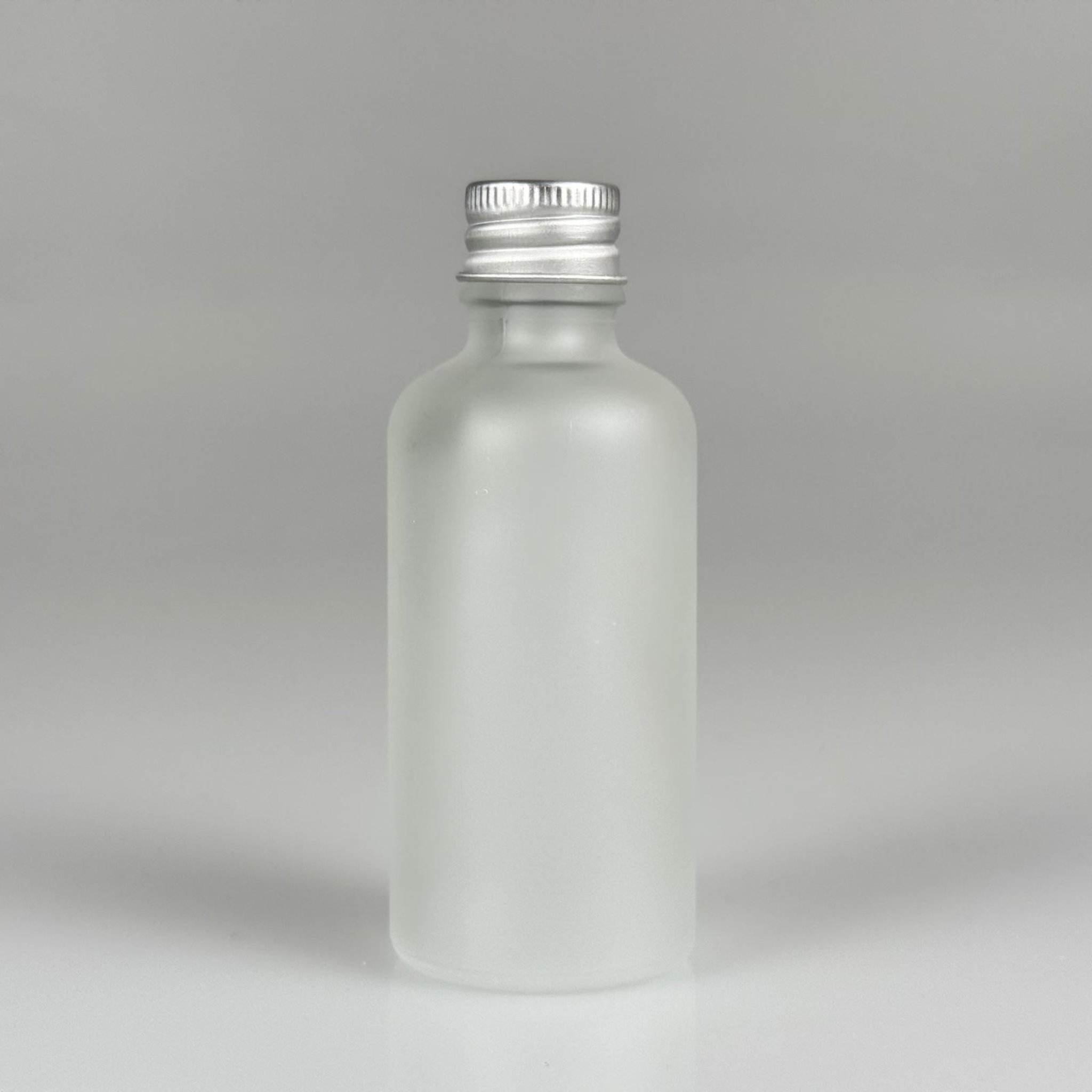50 CC BUZLU CAM ŞİŞE + KÖPÜK CONTALI GÜMÜŞ ALÜMİNYUM METAL KAPAKLI TAKIM - 50 ML BUZLU CAM ŞİŞE