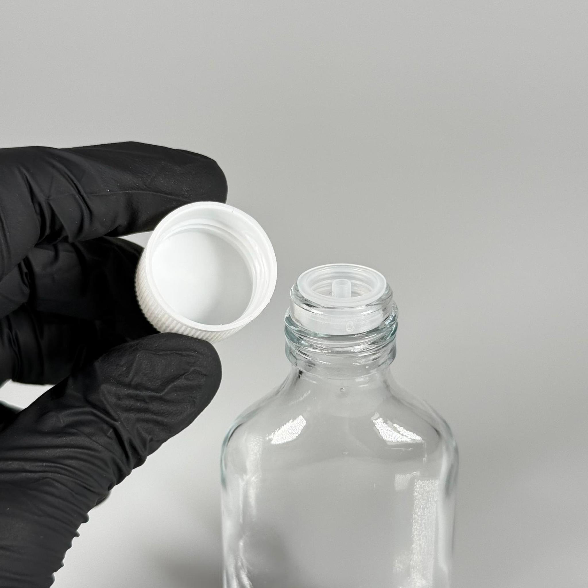 50 CC YASSI CAM ŞİŞE - BEYAZ PLASTİK KAPAKLI KOLONYA TIPALI - 50 ML COLD BREW KOLONYA CAM ŞİŞESİ (TIPA İLE KULLANMAK İÇİN KAPAK CONTASI ÇIKARILIR)