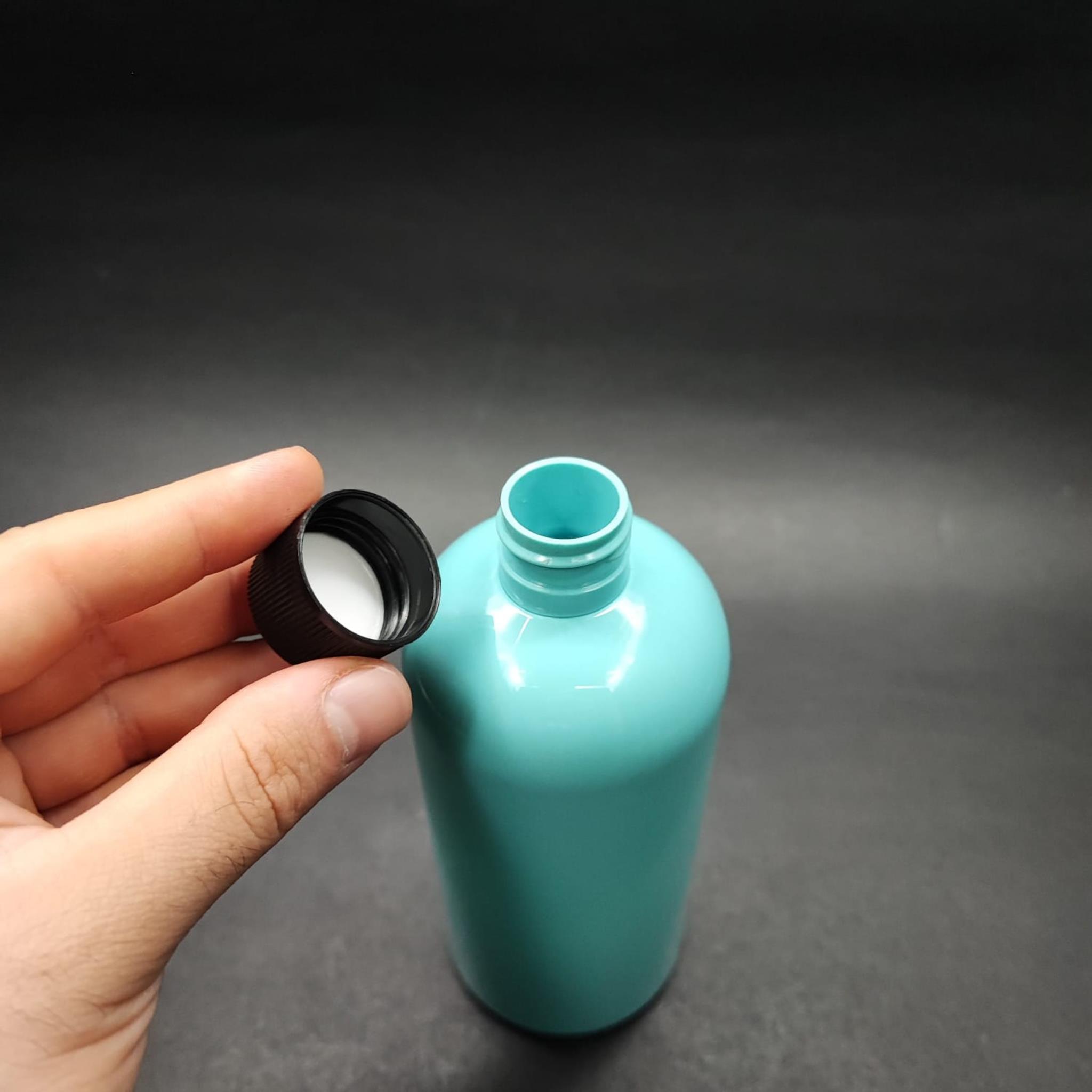 400 CC OVAL BOYUNLU SİLİNDİR PET ŞİŞE (30 GR) - CONTALI SİYAH KAPAKLI - 400 ML PLASTİK ŞİŞE - TURKUAZ