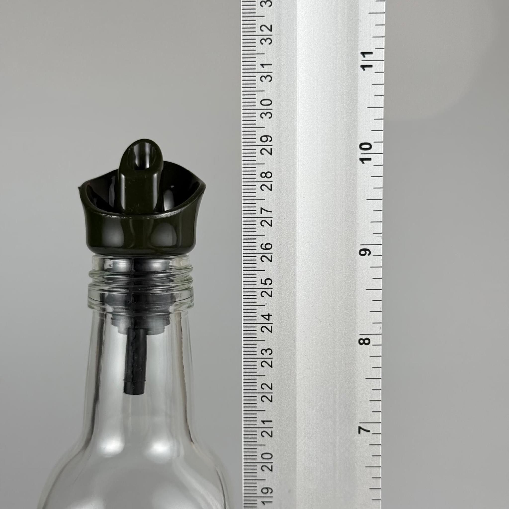 Akıtmaz Kapaklı Şık Cam Yağlık – Zeytinyağı ve Sirke İçin - Restoran Tipi 500 ML Şeffaf Maraska Kare Yağdanlık Koyu Yeşil Akıtıcı Başlıklı