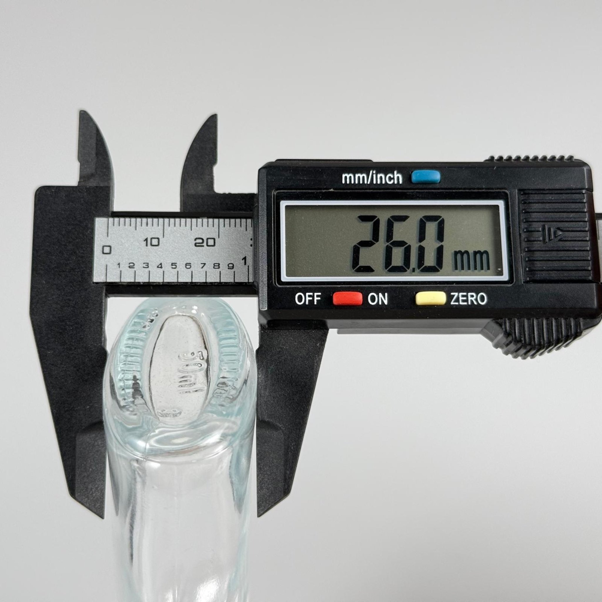 50 CC YASSI CAM BAMBU ODA KOKUSU ŞİŞESİ - 50 ML ÇUBUKLU BAMBU ODA KOKUSU ŞİŞESİ - DİFÜZÖR ŞİŞE- CAM ŞİŞE + SİYAH VİDALI DELİKLİ KAPAK + SİYAH VİDALI KAPAK + 3 ADET FİBER SİYAH BAMBU ÇUBUK