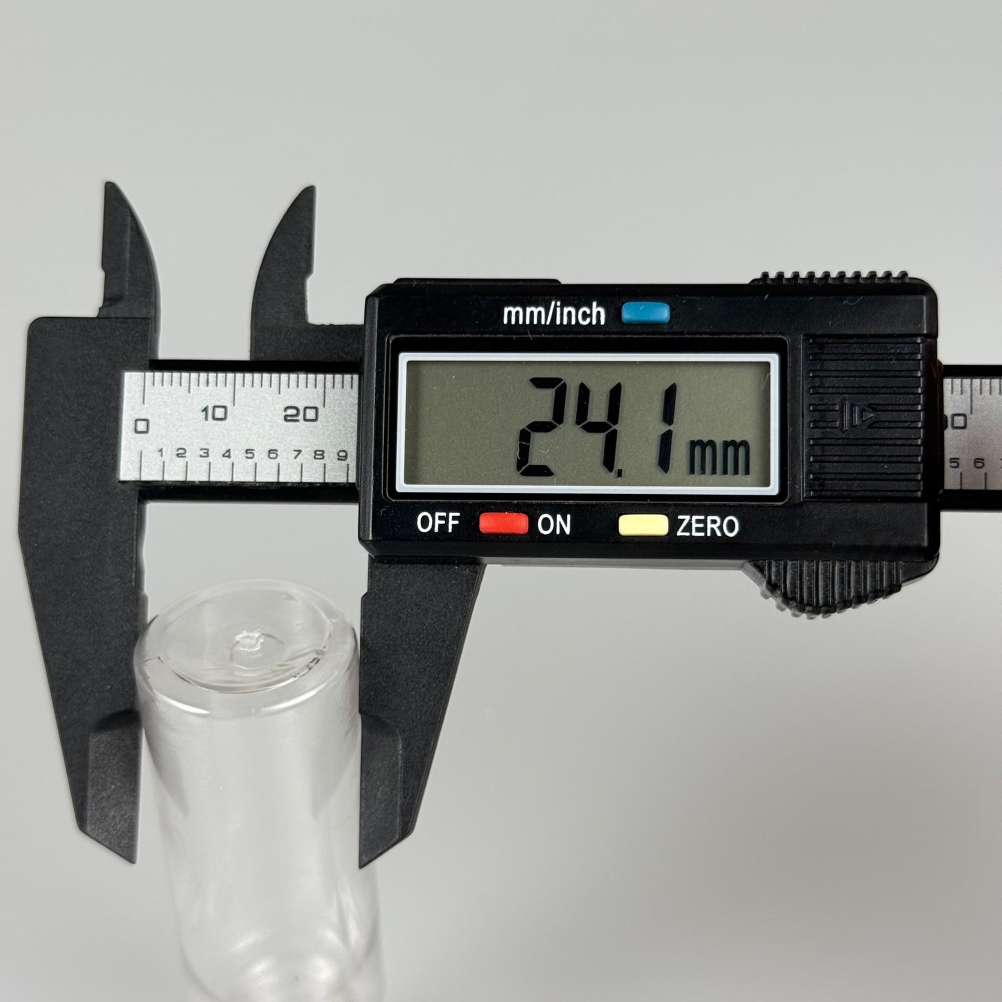 20 CC İÇTEN DAMLALIKLI PLASTİK ŞİŞE -  20 ML ŞEFFAF PET ŞİŞE + CONTALI SİYAH KAPAK + KOLONYA TIPALI (DELEREK KULLANILIR) TAKIM