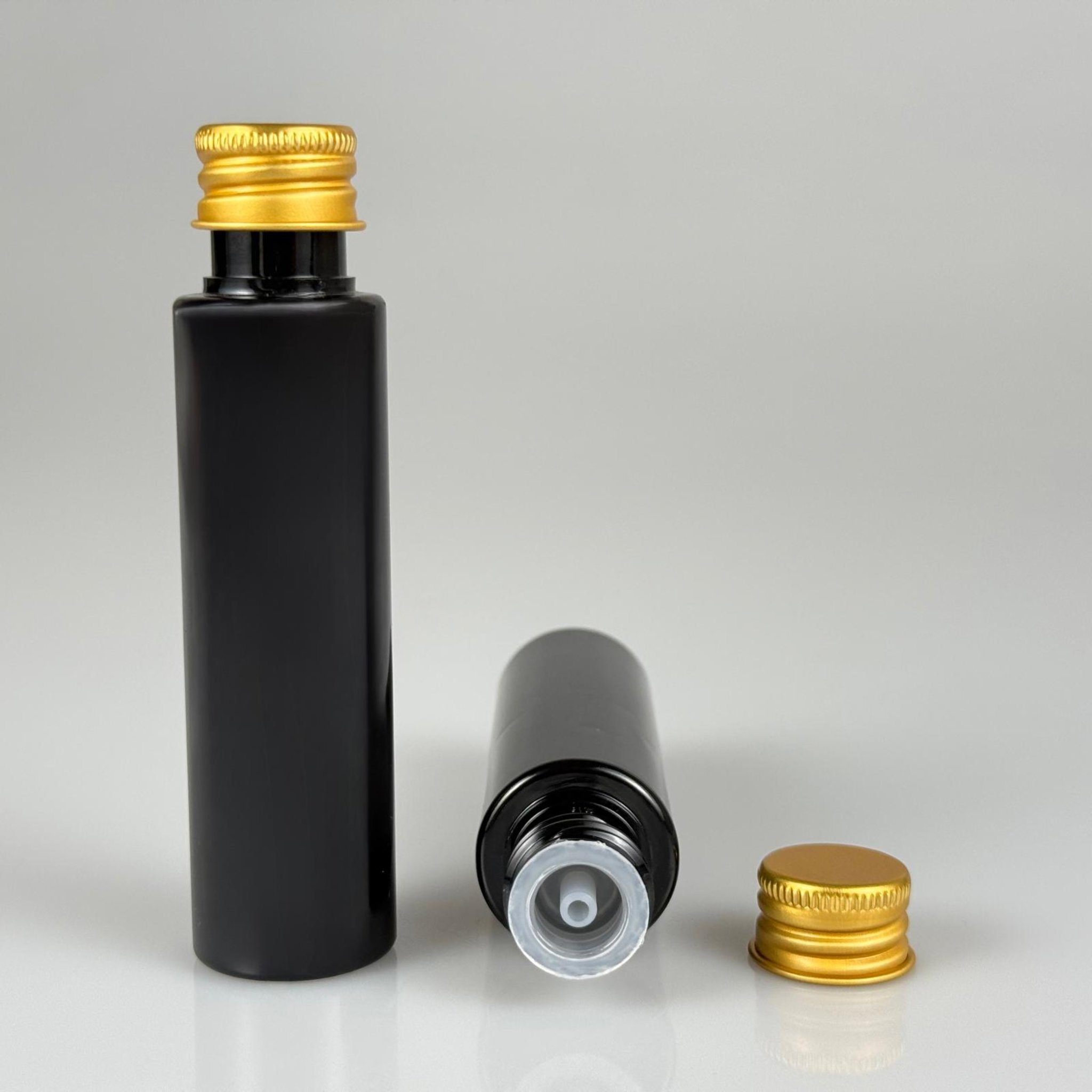 35 CC PET ŞİŞE - KÖPÜK CONTALI GOLD ALÜMİNYUM METAL KAPAKLI + DAMLALIKLI KOLONYA TIPALI TAKIM - 35 ML SİYAH PET ŞİŞE