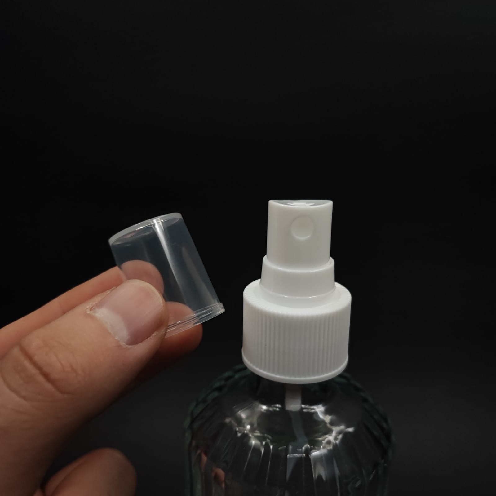 200 CC SİLİNDİR ZÜMRÜT MODEL CAM KOLONYA ŞİŞE - BEYAZ SPREYLİ - 200 ML ZÜMRÜT CAM KOLONYA ŞİŞELERİ