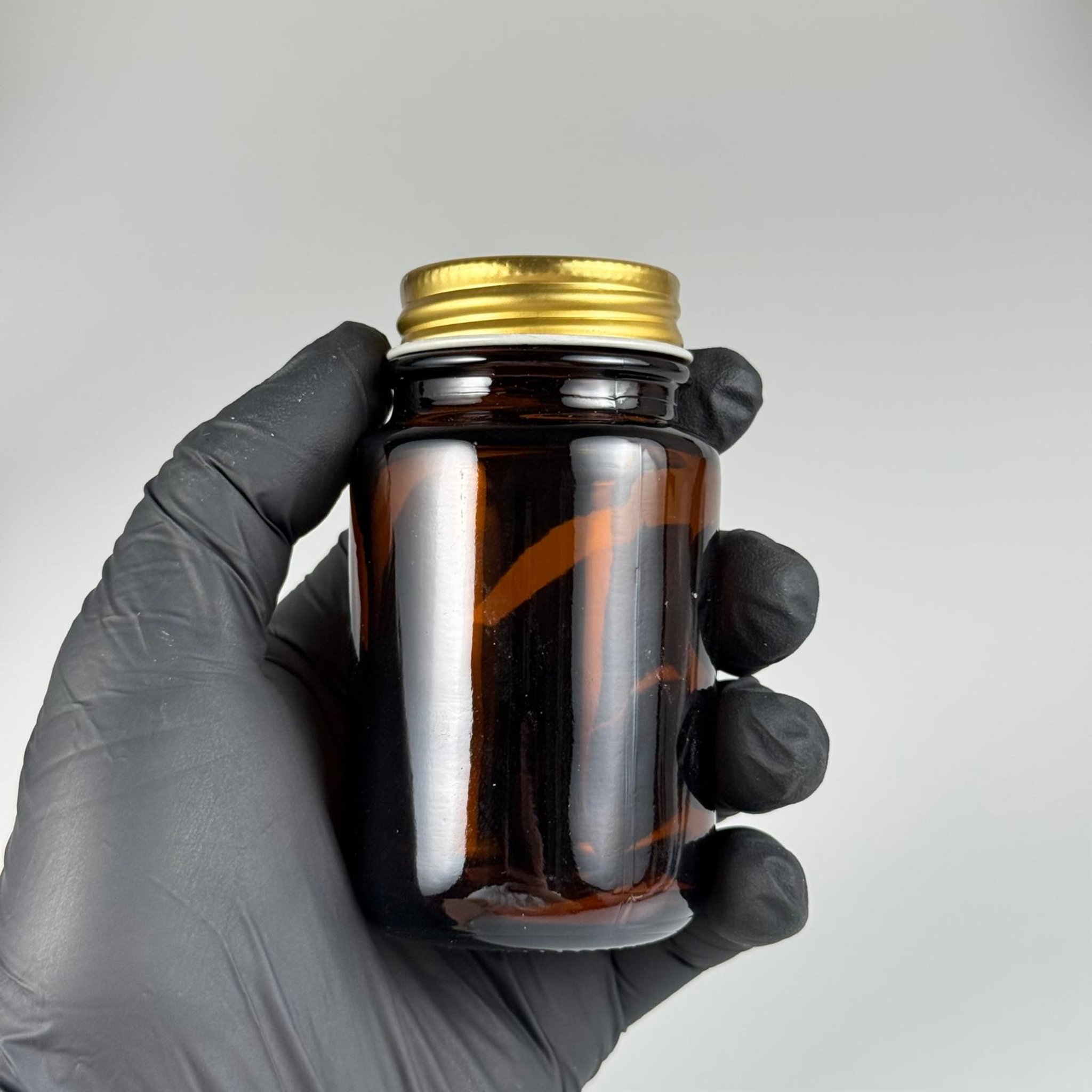 95 CC AMBER CAM TABLET ŞİŞESİ - GOLD METAL KAPAKLI - 95 ML KAPSÜL ŞİŞESİ - GENİŞ AĞIZLI İLAÇ ŞİŞESİ - TABLET KAVANOZU - ŞİŞECAM KODU 763910