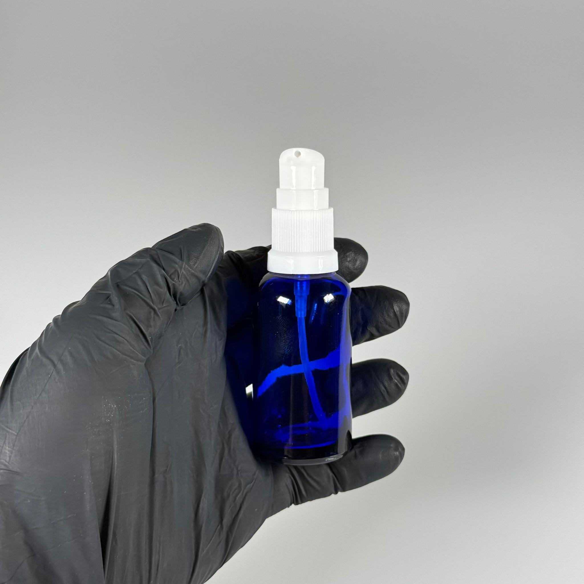 30 CC MAVİ CAM ŞİŞE - SIZDIRMAZ ETEKLİ BEYAZ LOSYON POMPALI TAKIM - 30 ML LOSYON ŞİŞESİ - YAĞ, KREM GİBİ YOĞUN KIVAMLI SIVILAR İÇİN CAM AMBALAJ