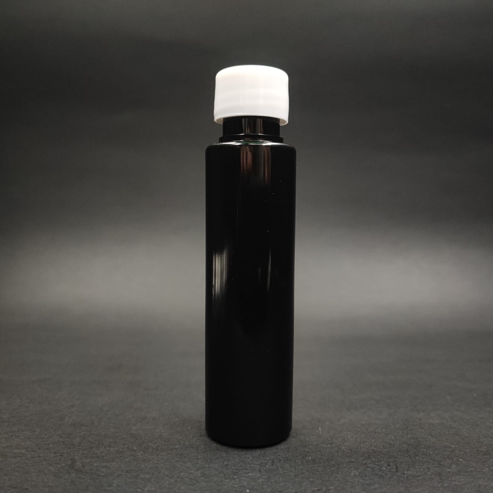 35 CC SİYAH PLASTİK UZUN ŞİŞE + KENDİNDEN CONTALI SIZDIRMAZ BEYAZ KAPAK - 35 ML KAPAKLI PET ŞİŞE