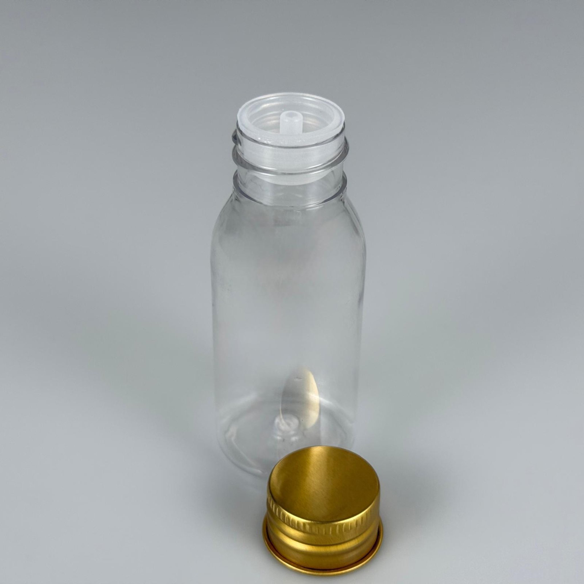 50 CC SERT PLASTİK ŞİŞE (24 AĞIZ) + KÖPÜK CONTALI GOLD METAL ALÜMİNYUM KAPAK + KOLONYA TIPALI TAKIM - 50 ML KAPAKLI PLASTİK ŞİŞELER