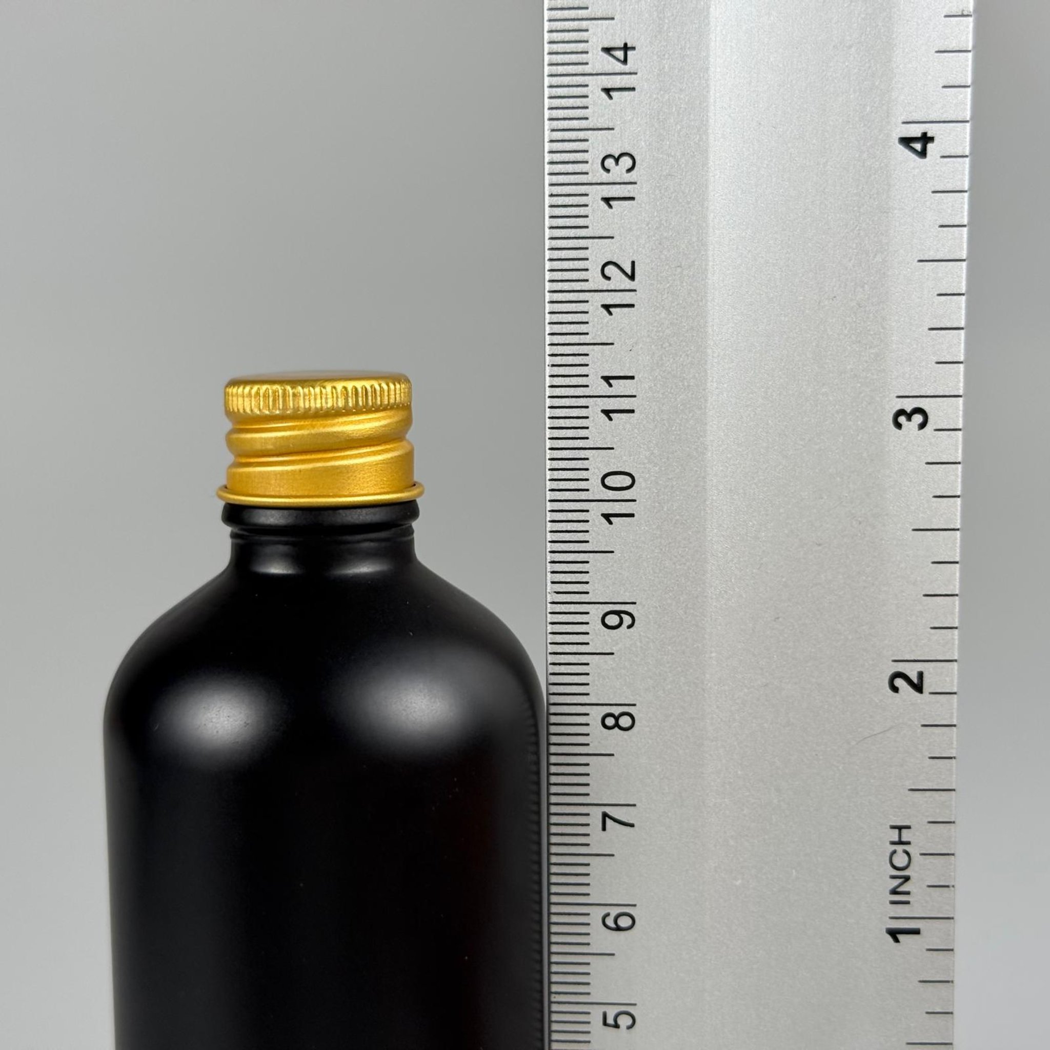 100 CC MAT SİYAH CAM ŞİŞE + KÖPÜK CONTALI GOLD ALÜMİNYUM METAL KAPAKLI TAKIM - 100 ML MAT SİYAH CAM ŞİŞE