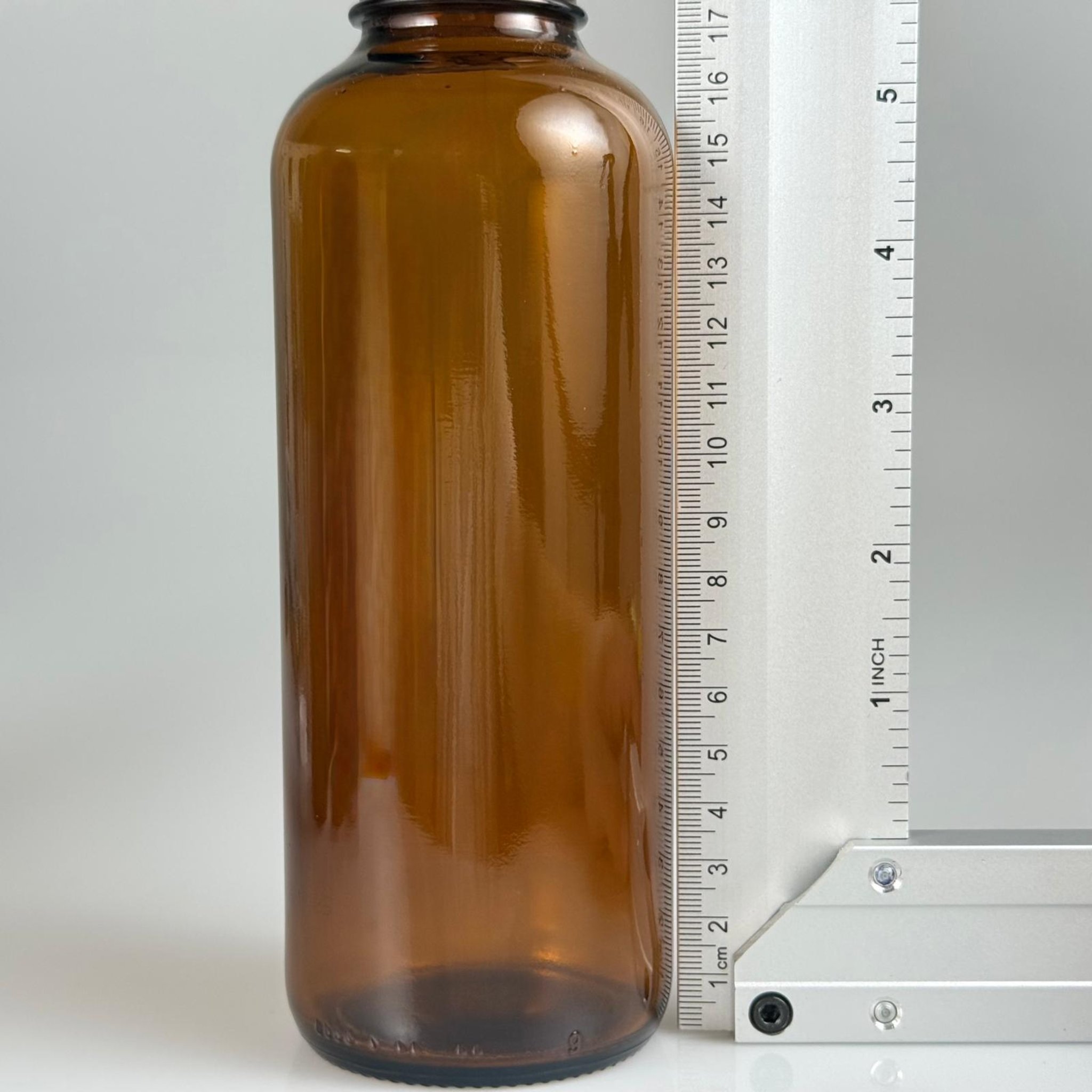 500 CC ENDÜSTRİYEL, KEVITA MODEL GENİŞ AĞIZLI AMBER CAM ŞİŞE - GOLD PLASTİK KAPAKLI + KENDİNDEN YAPIŞKANLI KÖPÜK CONTALI TAKIM - 500 ML CAM KAHVERENGİ ECZA, ZEYTİNYAĞI, ÇEREZ, GRANÜR KAHVE, COLDBREW VB İÇİN ÇOK AMAÇLI CAM ŞİŞELER