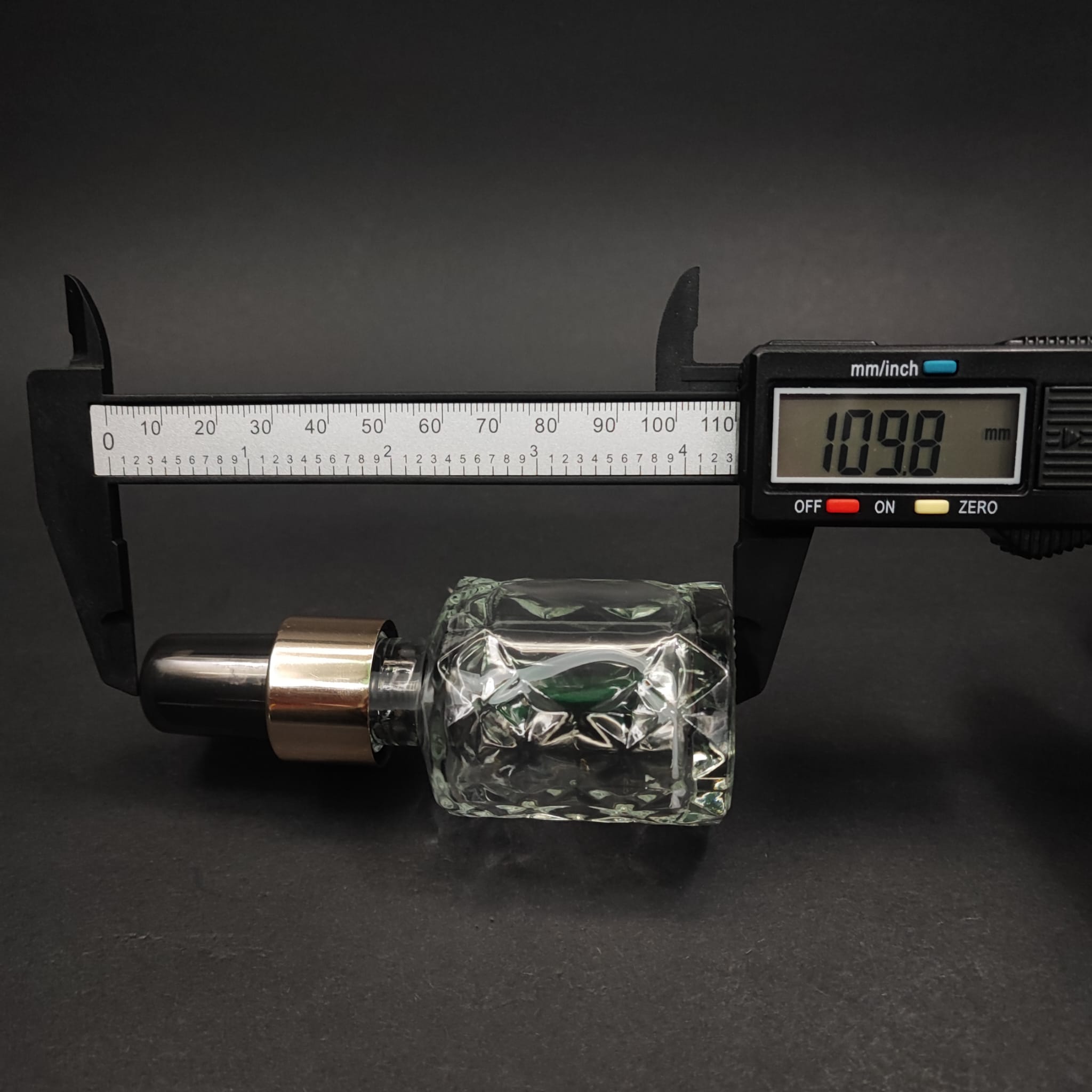 50 CC VELORA CAM ŞİŞE - GOLD SPREYLİ - 50 ML DÜĞÜN, NİŞAN, SÖZ, KINA, CENAZE, PROMOSYON İÇİN HEDİYELİK LÜX KOLONYA ŞİŞELERİ
