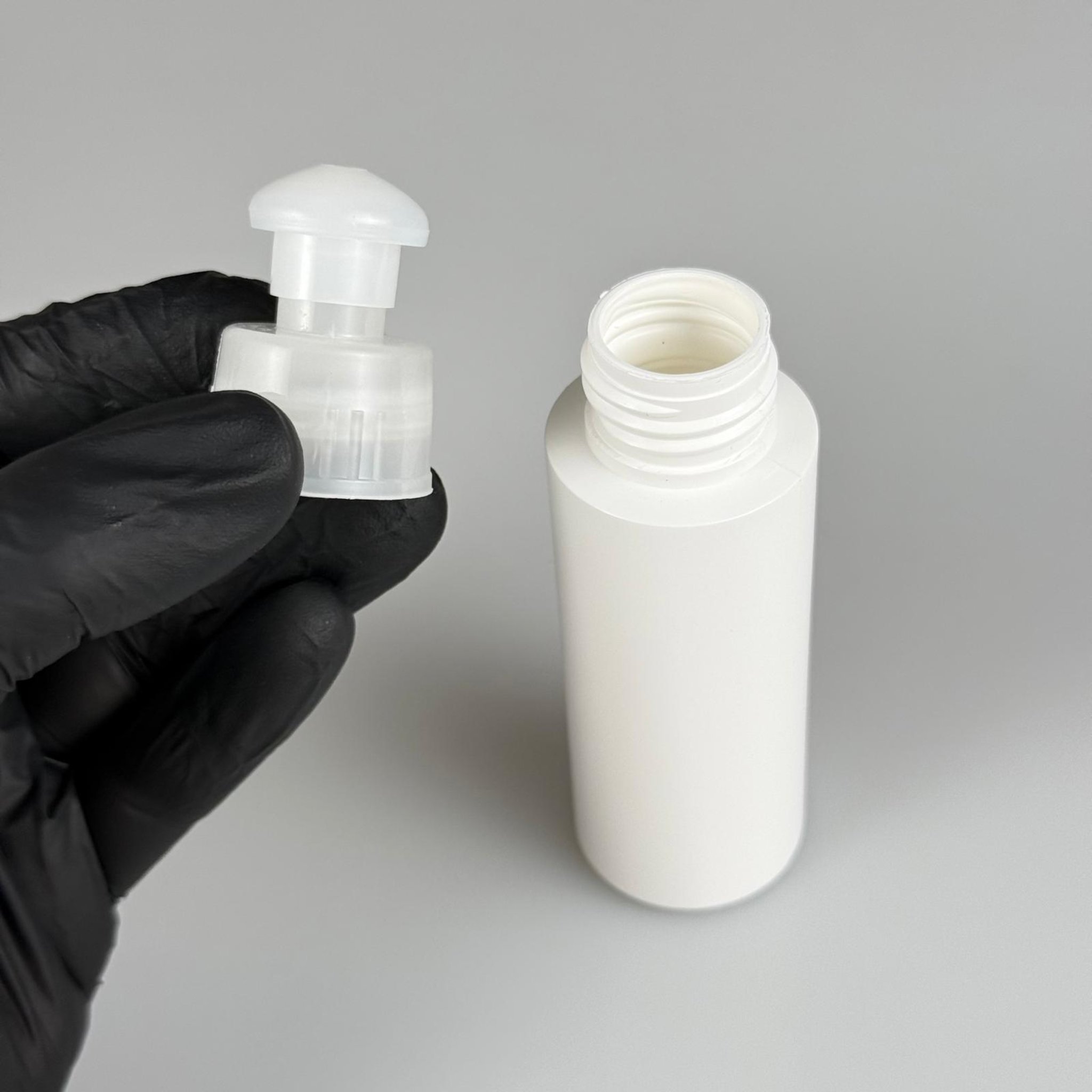 50 CC POLİETİLEN BEYAZ ŞİŞE - BEYAZ PUSH-PULL KAPAKLI TAKIM - 50 ML PLASTİK ŞİŞE