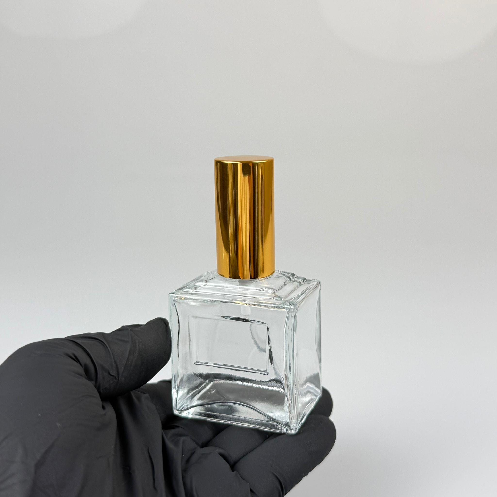 50 CC KÖŞELİ PRİZMA CAM ŞİŞE - VİDALI GOLD SPREYLİ PARFÜM KOLONYA ŞİŞESİ TAKIM - 50 ML PRESTİJLİ ŞİŞE