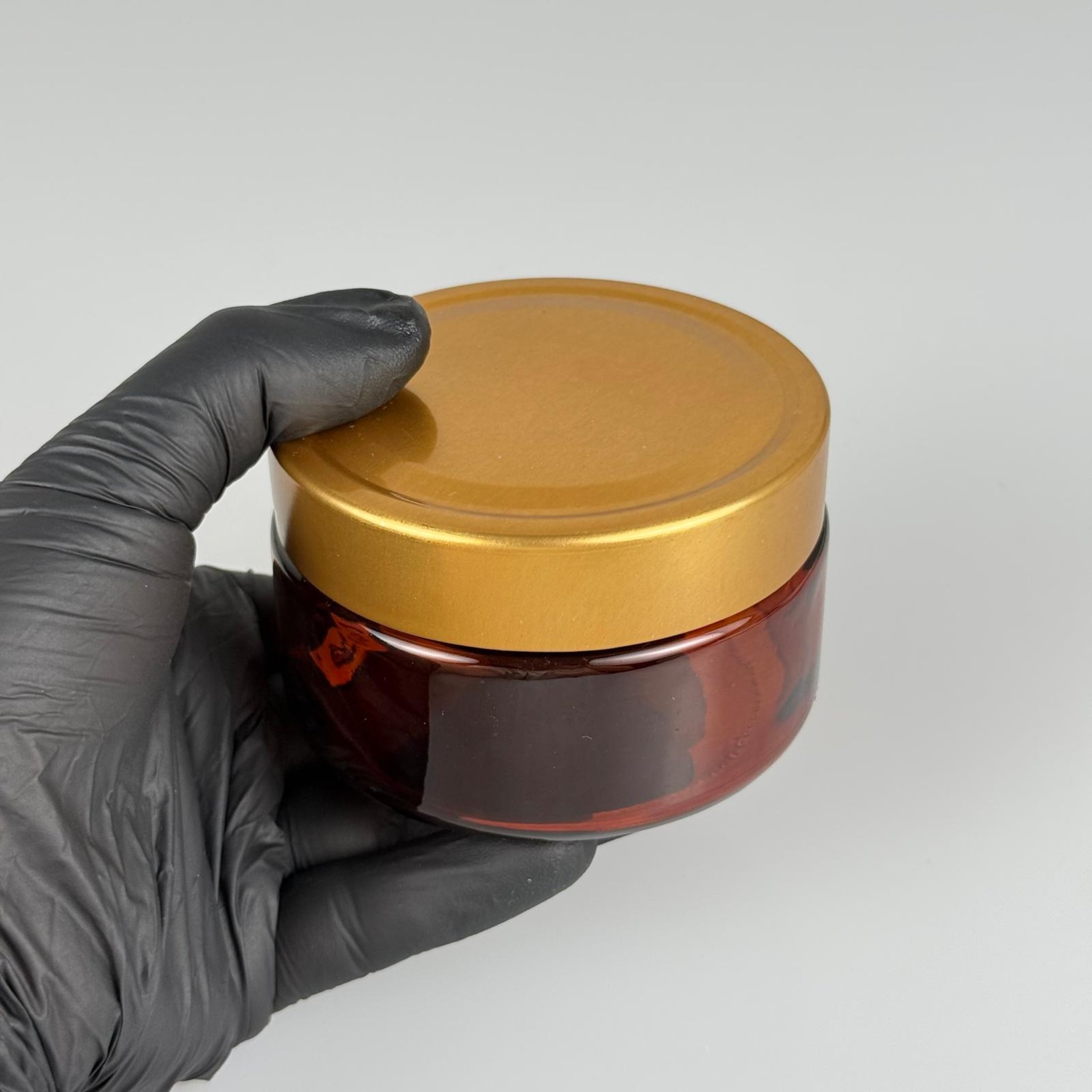 230 CC AMBER CAM KAVANOZ (82 AĞIZ) + 82 MM GOLD AKILLI DERİNN KAPAKLI TAKIM - 230 ML KAHVERENGİ KAVANOZ