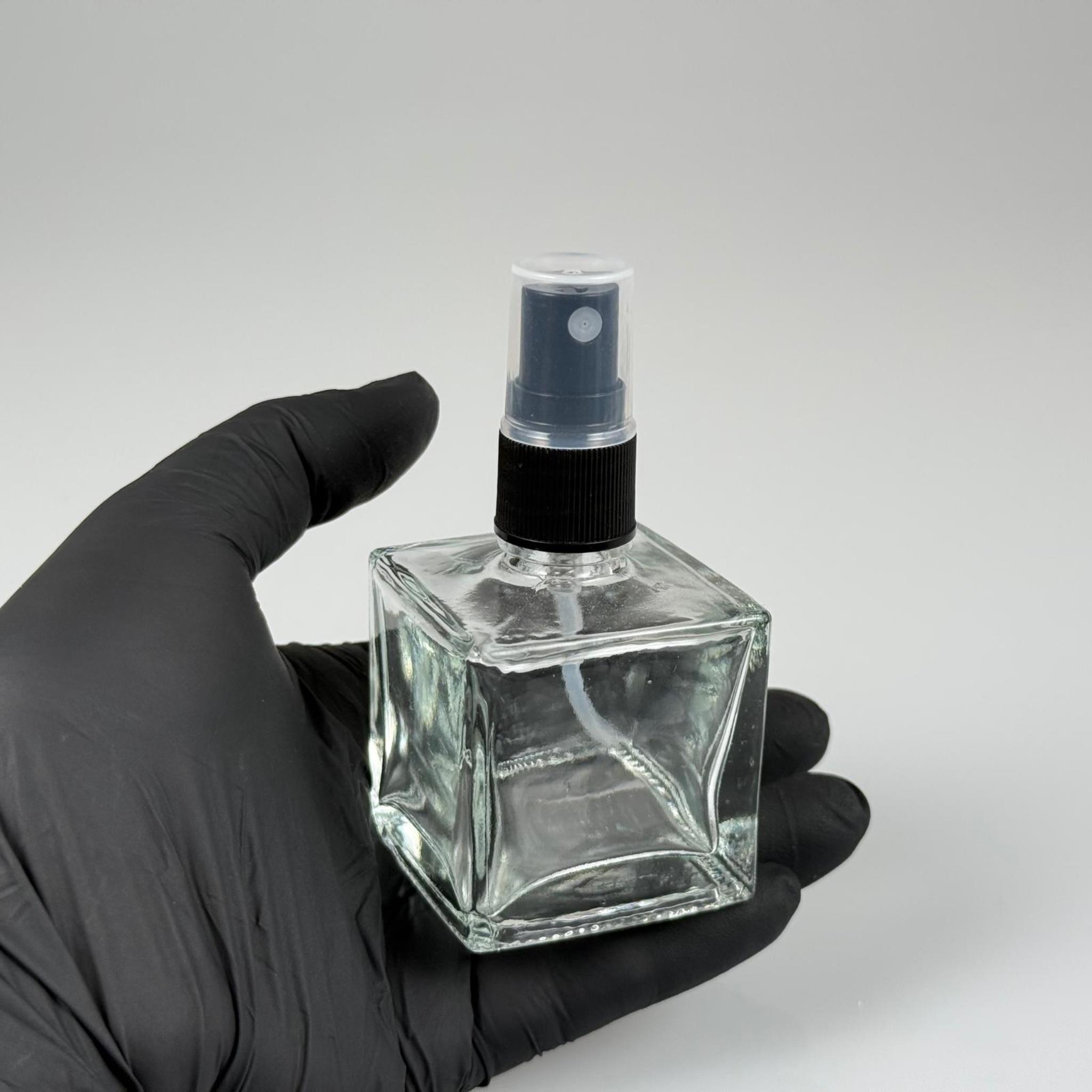 50 CC KARE ŞİŞE - SİYAH SPREYLİ - 50 ML KÖŞELİ SPREYLİ CAM ŞİŞE
