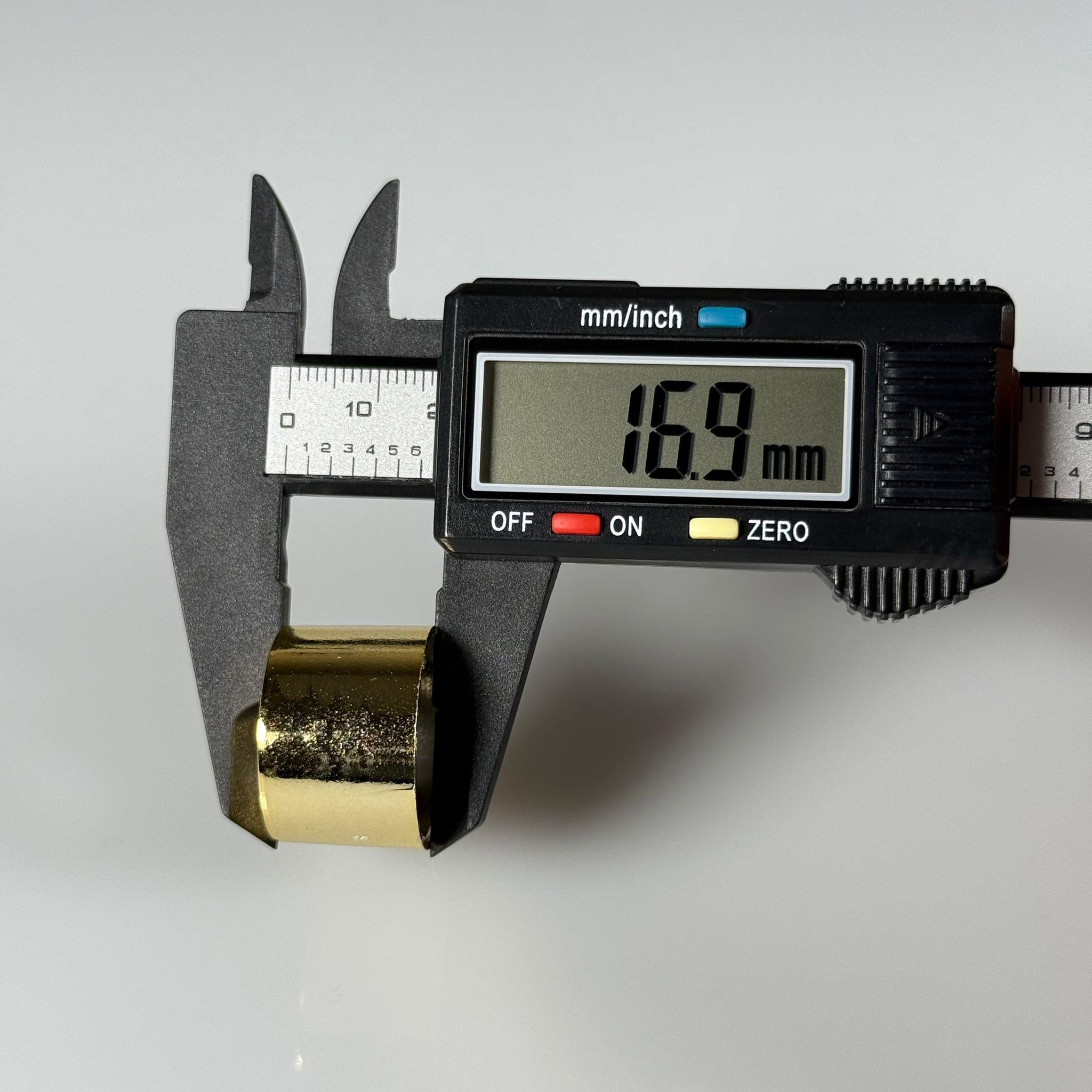 22 MM DELİKLİ PLASTİK GOLD KAPAK (KİMYASALA TEMASTA KAPAĞIN BOYASI ÇIKABİLİR)