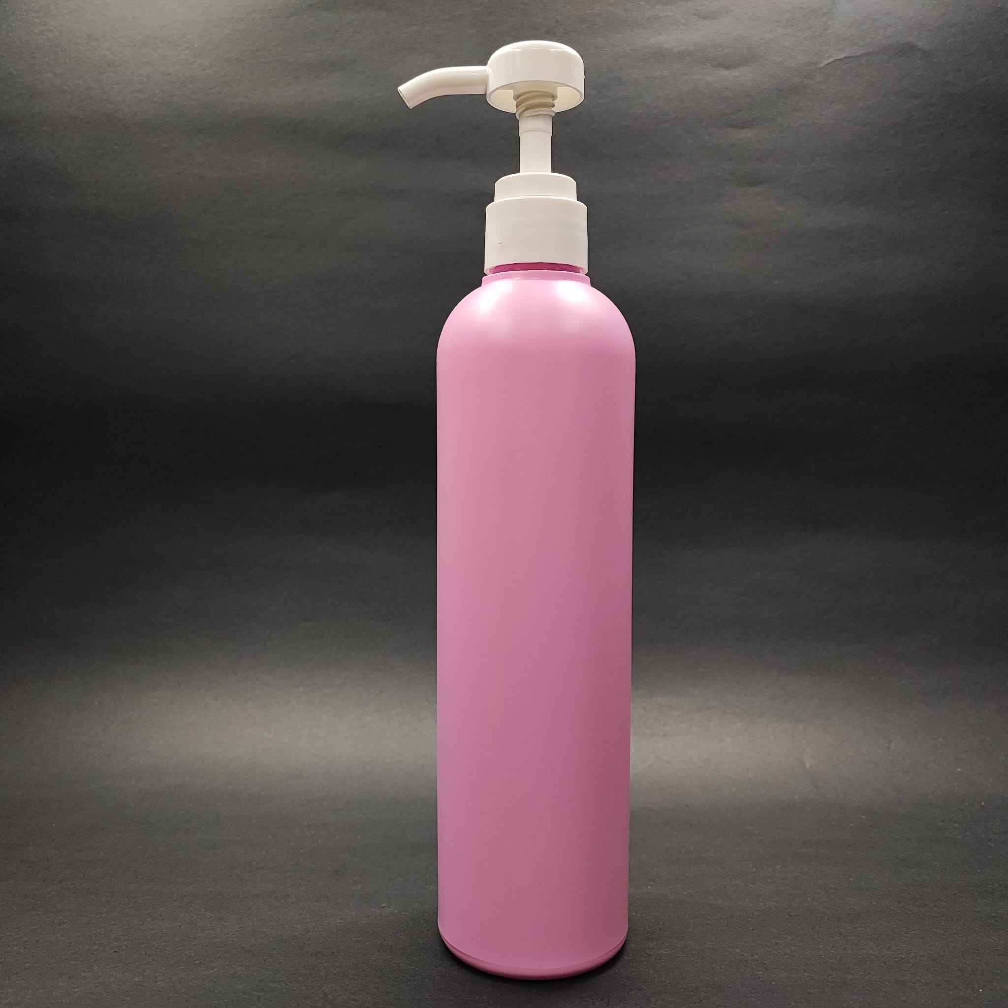 500 CC PEMBE POLİETİLEN PE ŞAMPUAN ŞİŞESİ - BEYAZ 4 CC DOZAJLI ŞAMPUAN POMPALI - 500 ML PE ŞAMPUAN ŞİŞESİ